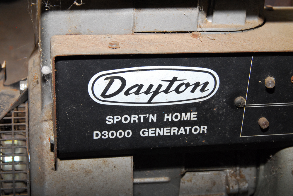 Dayton Sport'n Home D3000 Generator