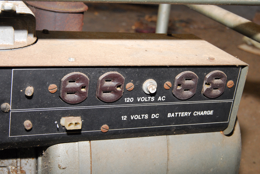 Dayton Sport'n Home D3000 Generator