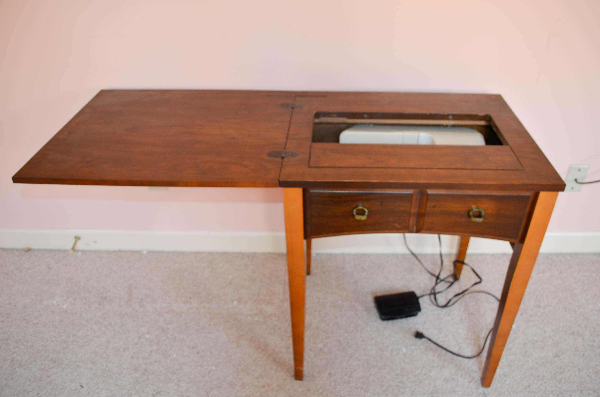 Singer Sewing Machine Table