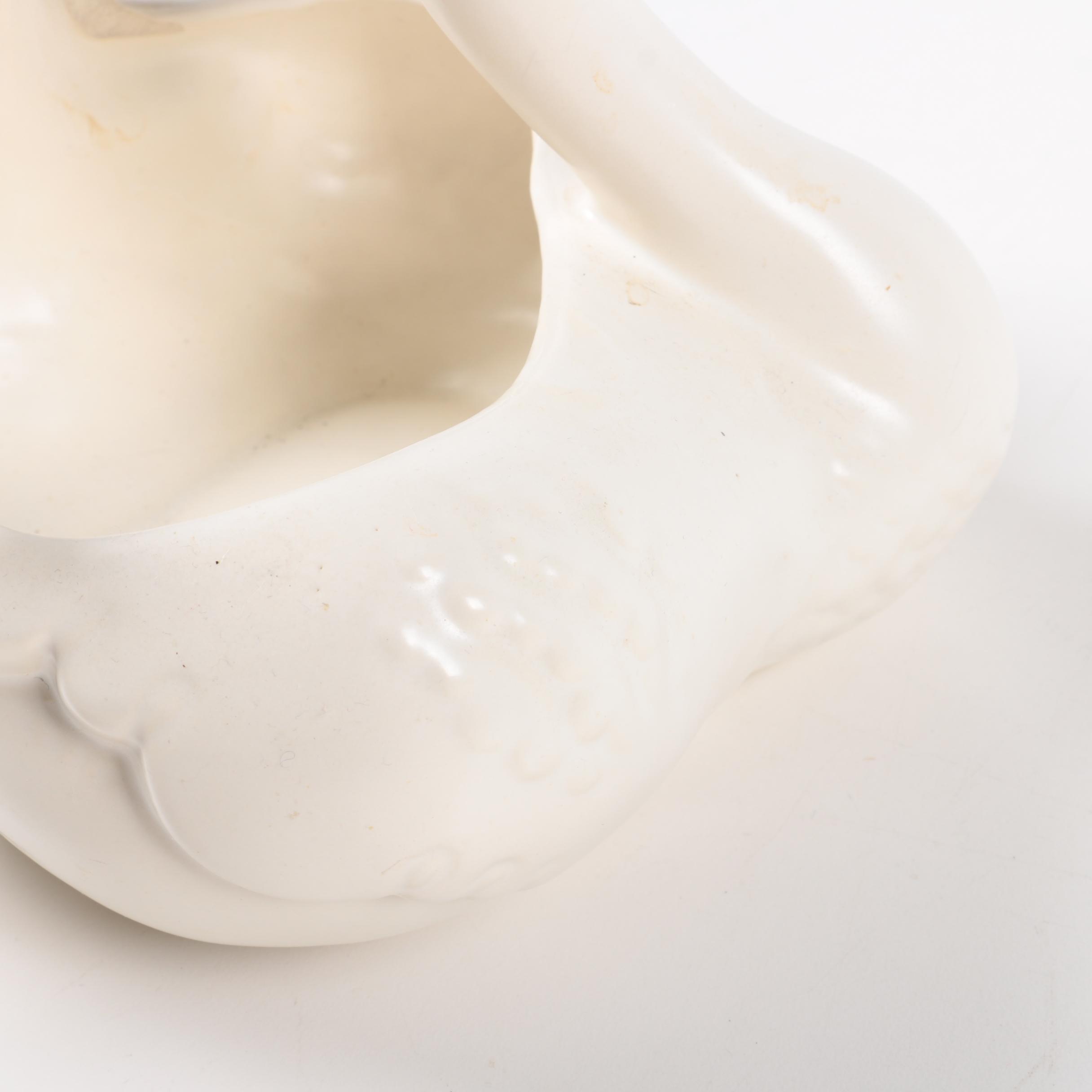 Hull Pottery White Ceramic Swan Planter