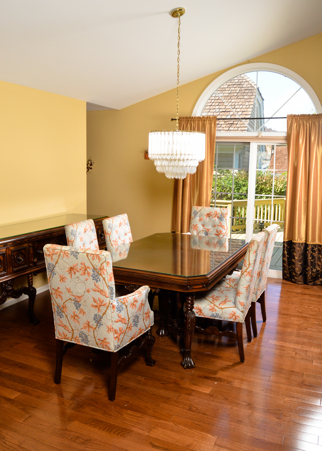 Louis XV Style Dining Table and Chairs