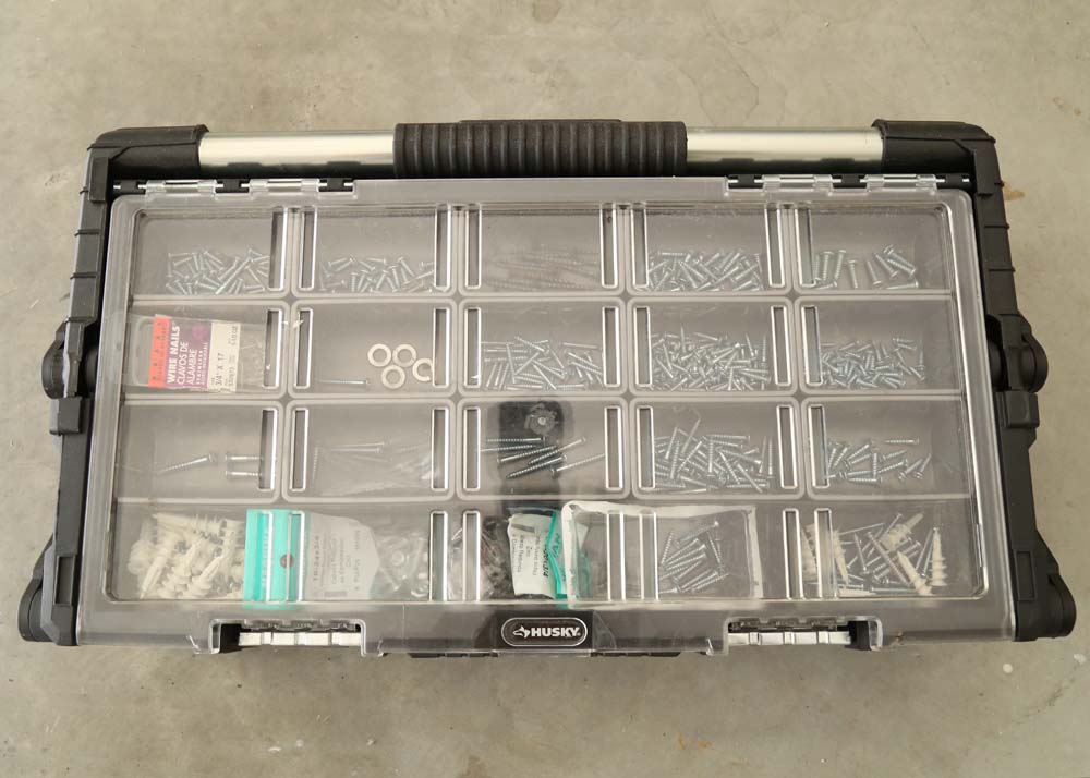 Hardware and Socket Set