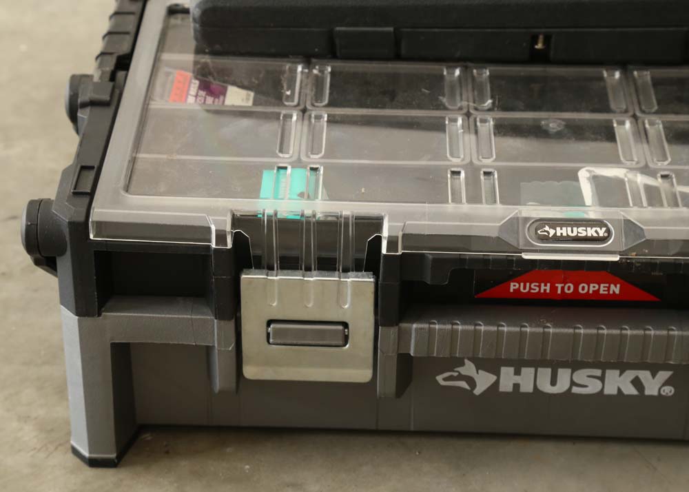 Hardware and Socket Set