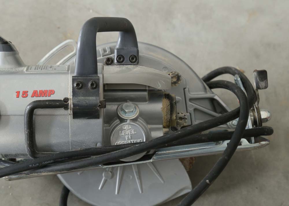 Skilsaw Worm Drive Saw