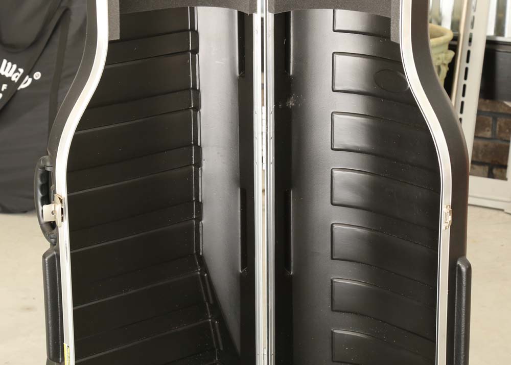 SKB Hardside Golf Case