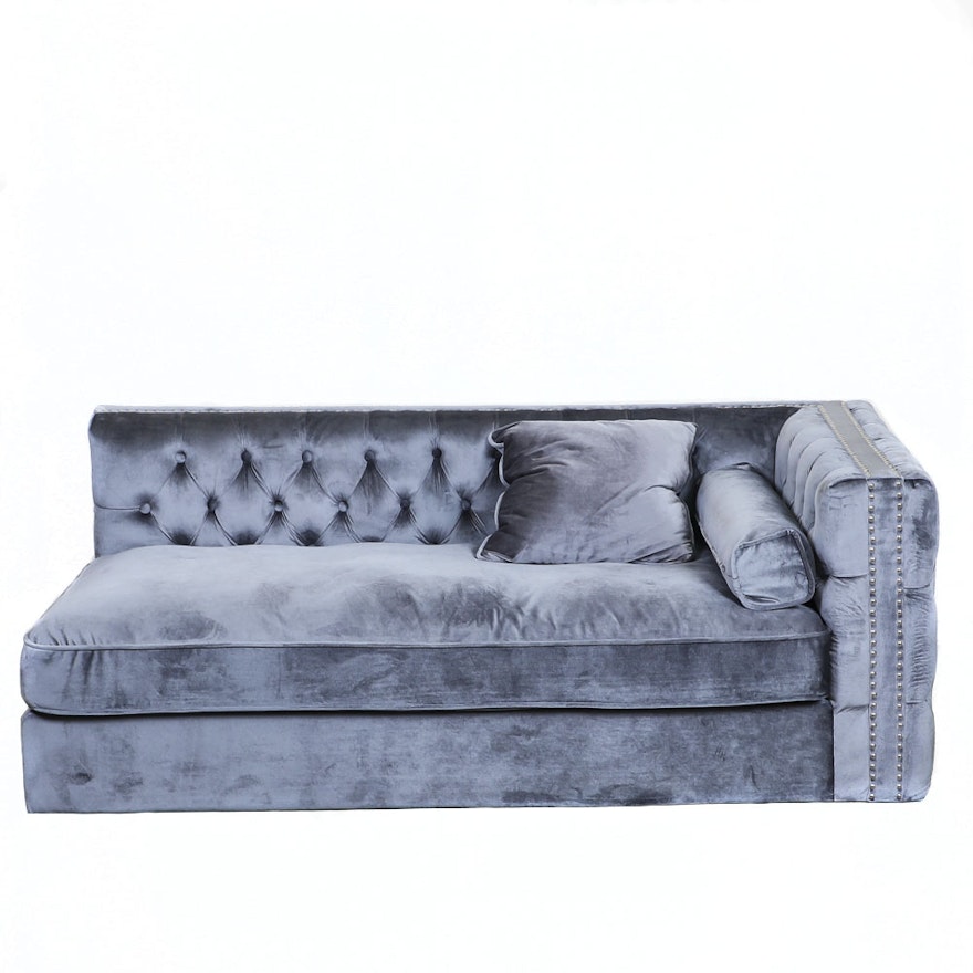 Sofa by Chic Home Design
