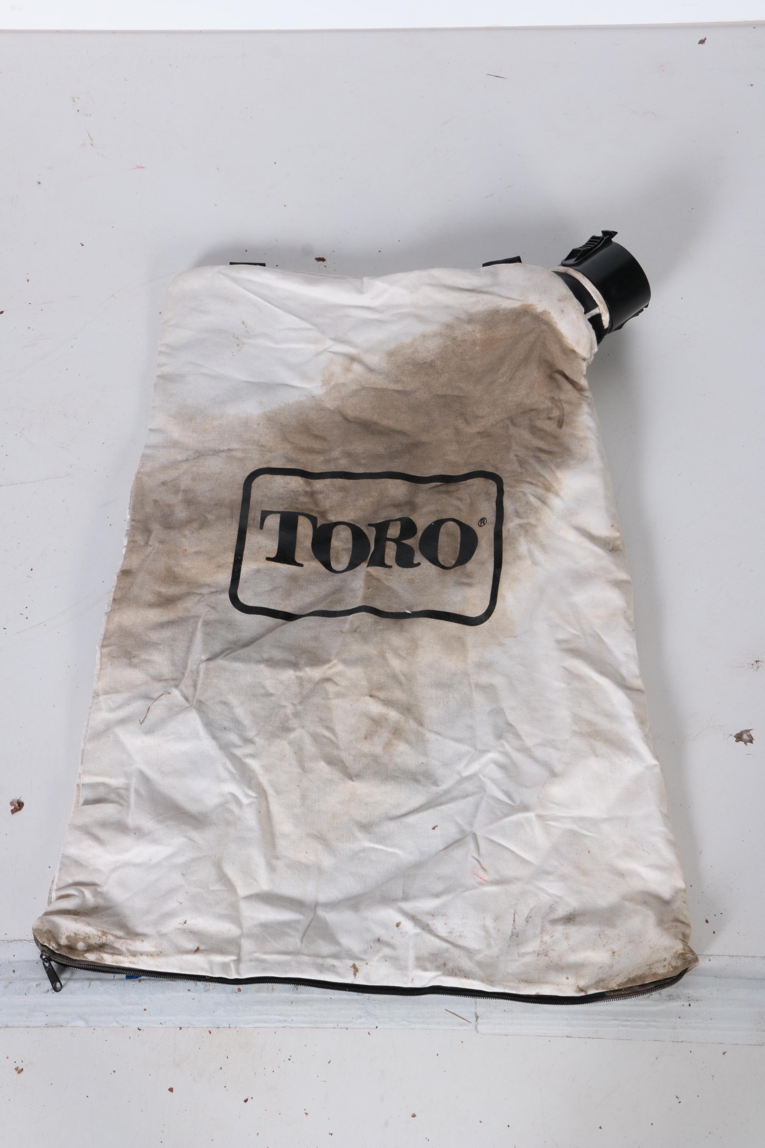 Toro Electric Leaf Blower with Extension Cord and One Gallon Gas Can