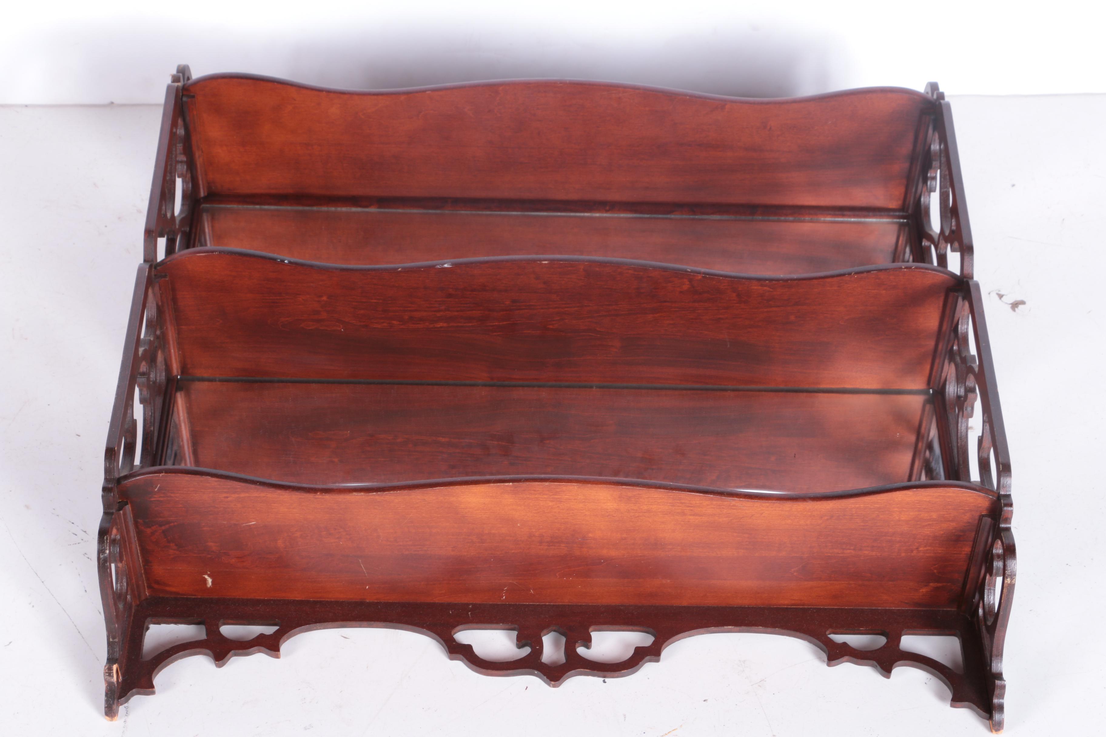 Chinese Chippendale Style Wooden Hanging Shelf