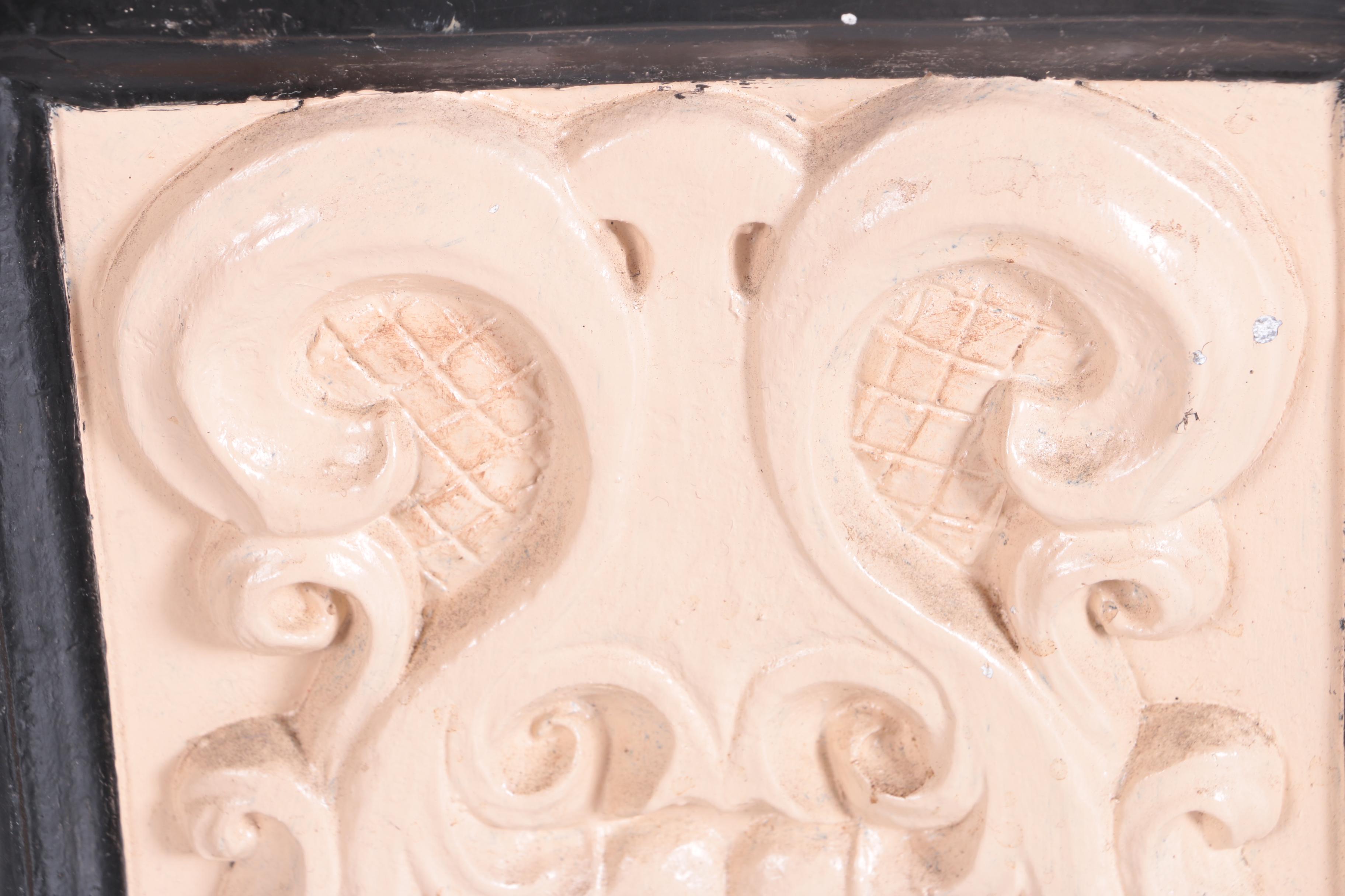 Ceramic Display Pillar