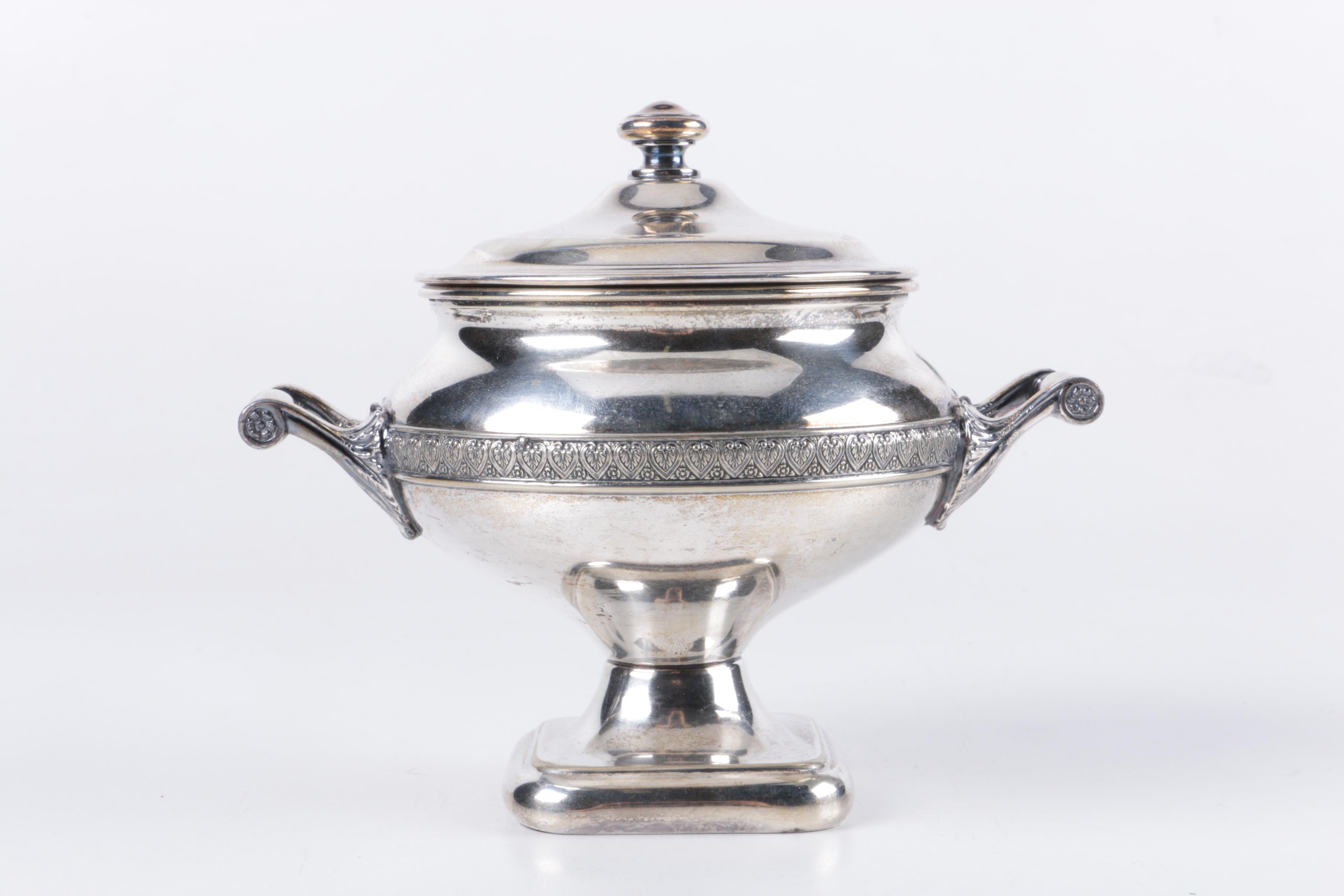 Manning-Bowman & Co. "Means Best" Silver Plate Sugar and Creamer Set