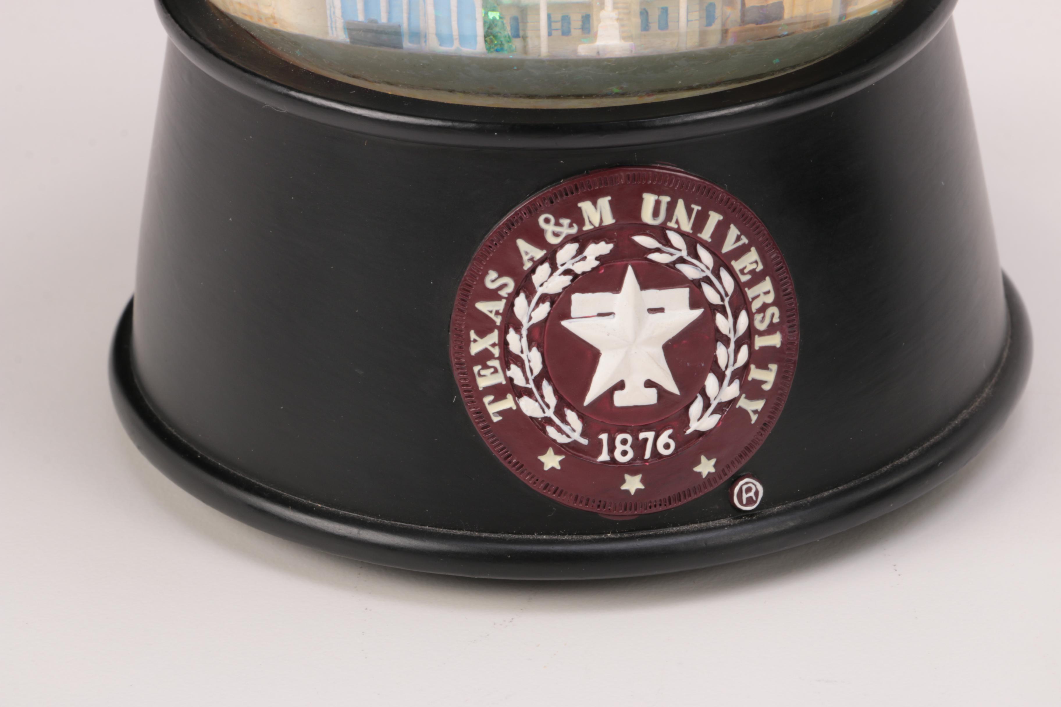 Assorted Snow globes Featuring Las Vegas