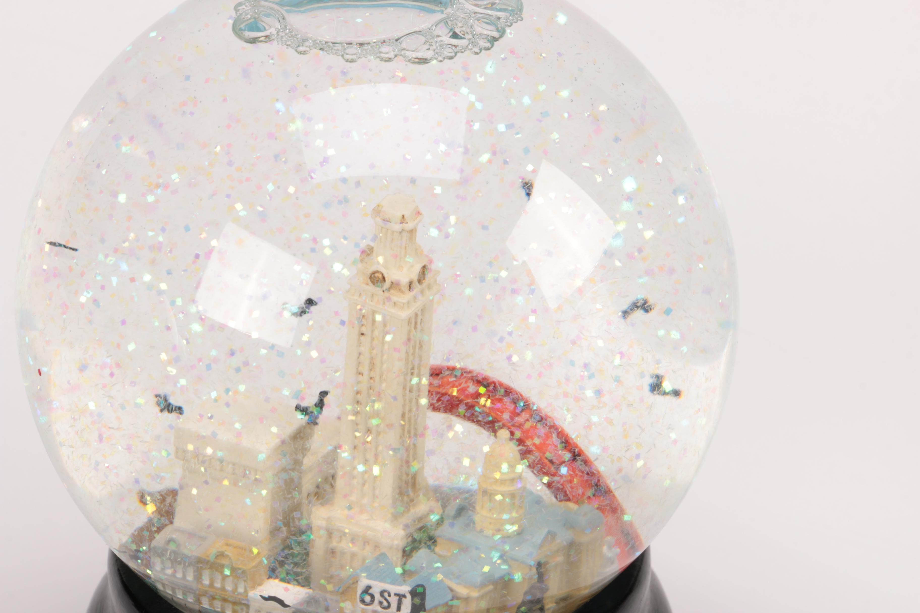 Assorted Snow globes Featuring Las Vegas