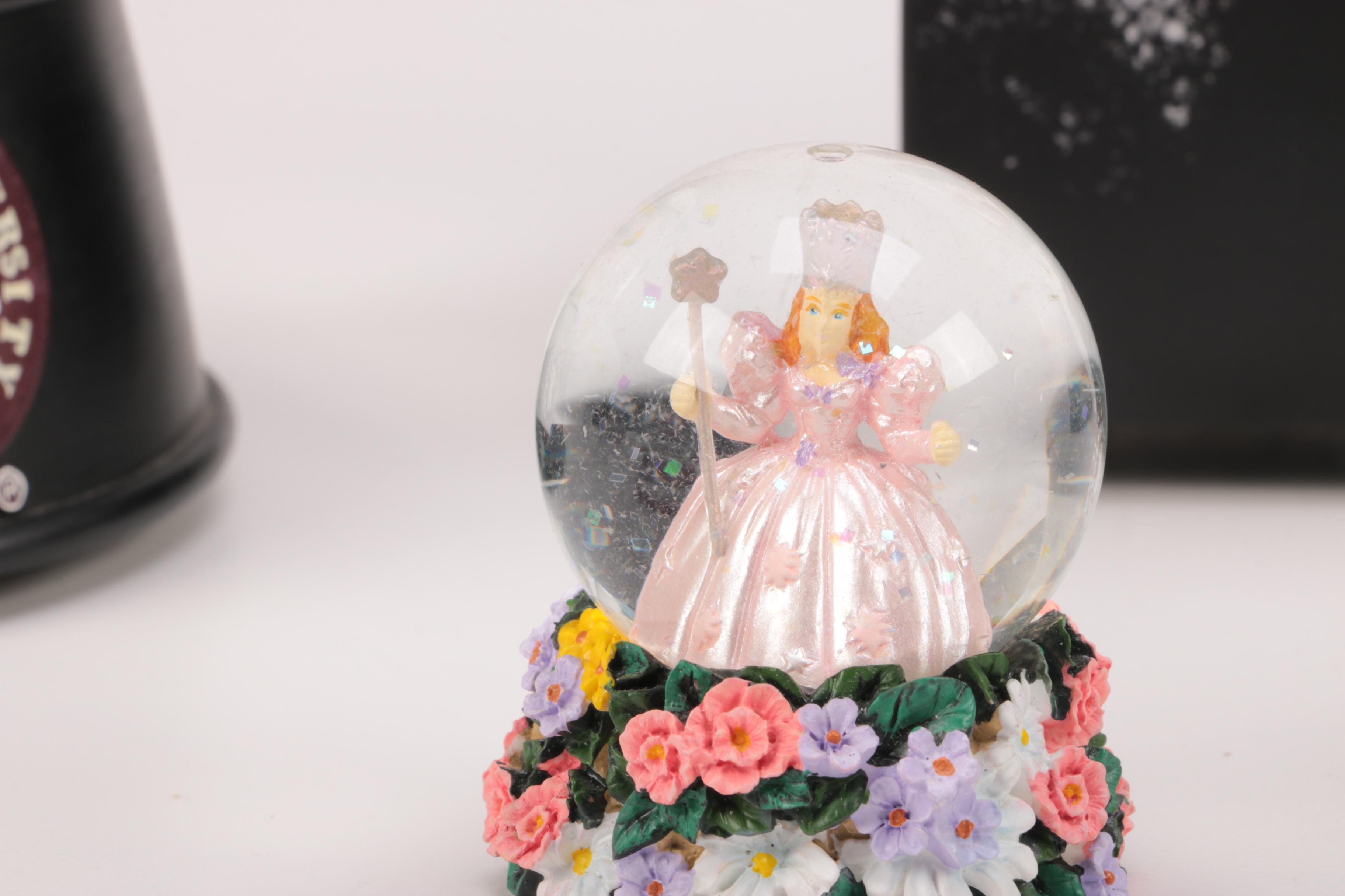 Assorted Snow globes Featuring Las Vegas