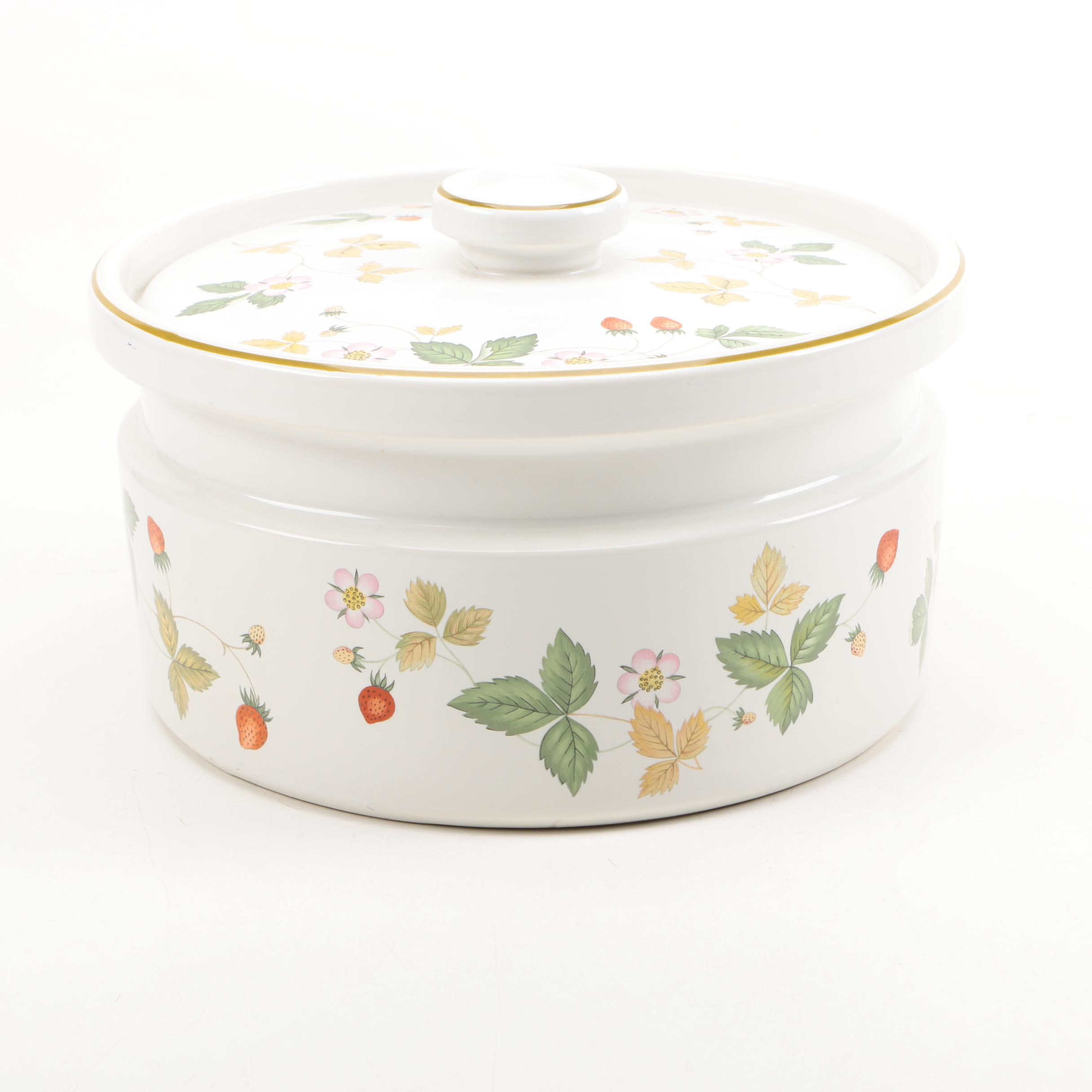 Wedgwood "Wild Strawberry" Casserole Dish