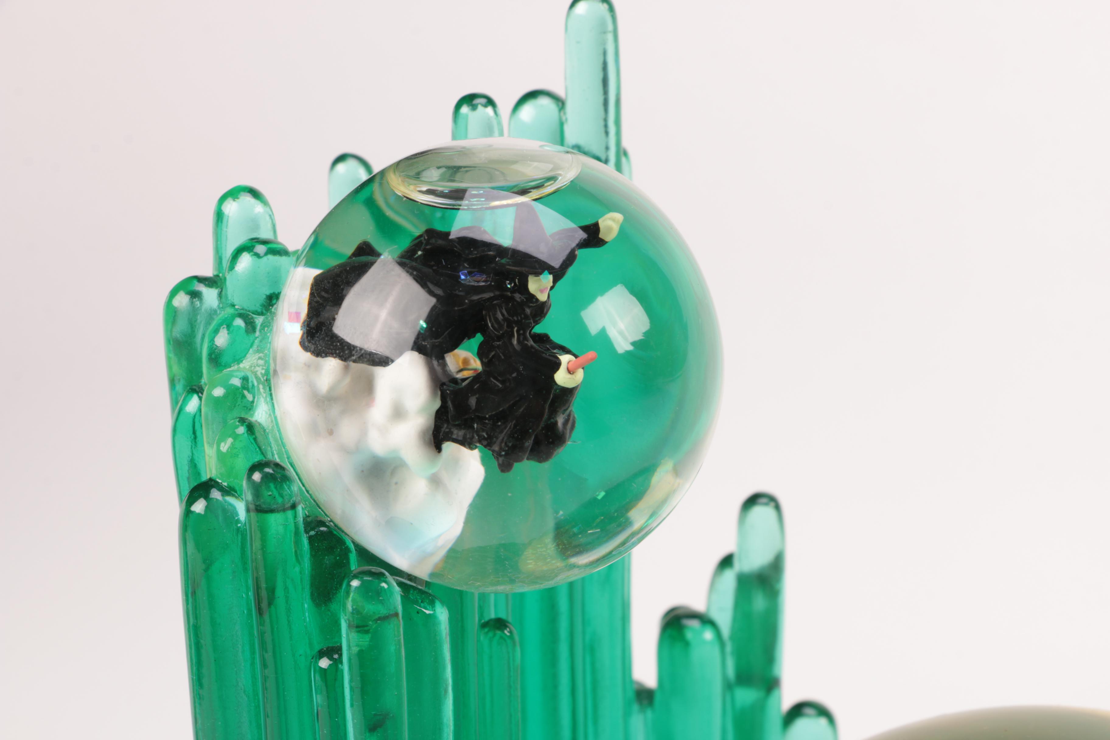 Westland Giftware "The Wizard of Oz" Resin and Glass Musical Snow Globe