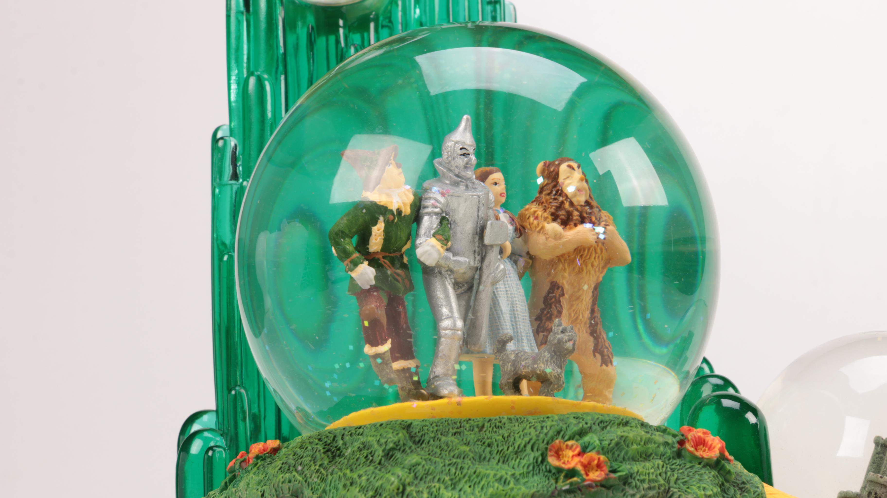 Westland Giftware "The Wizard of Oz" Resin and Glass Musical Snow Globe