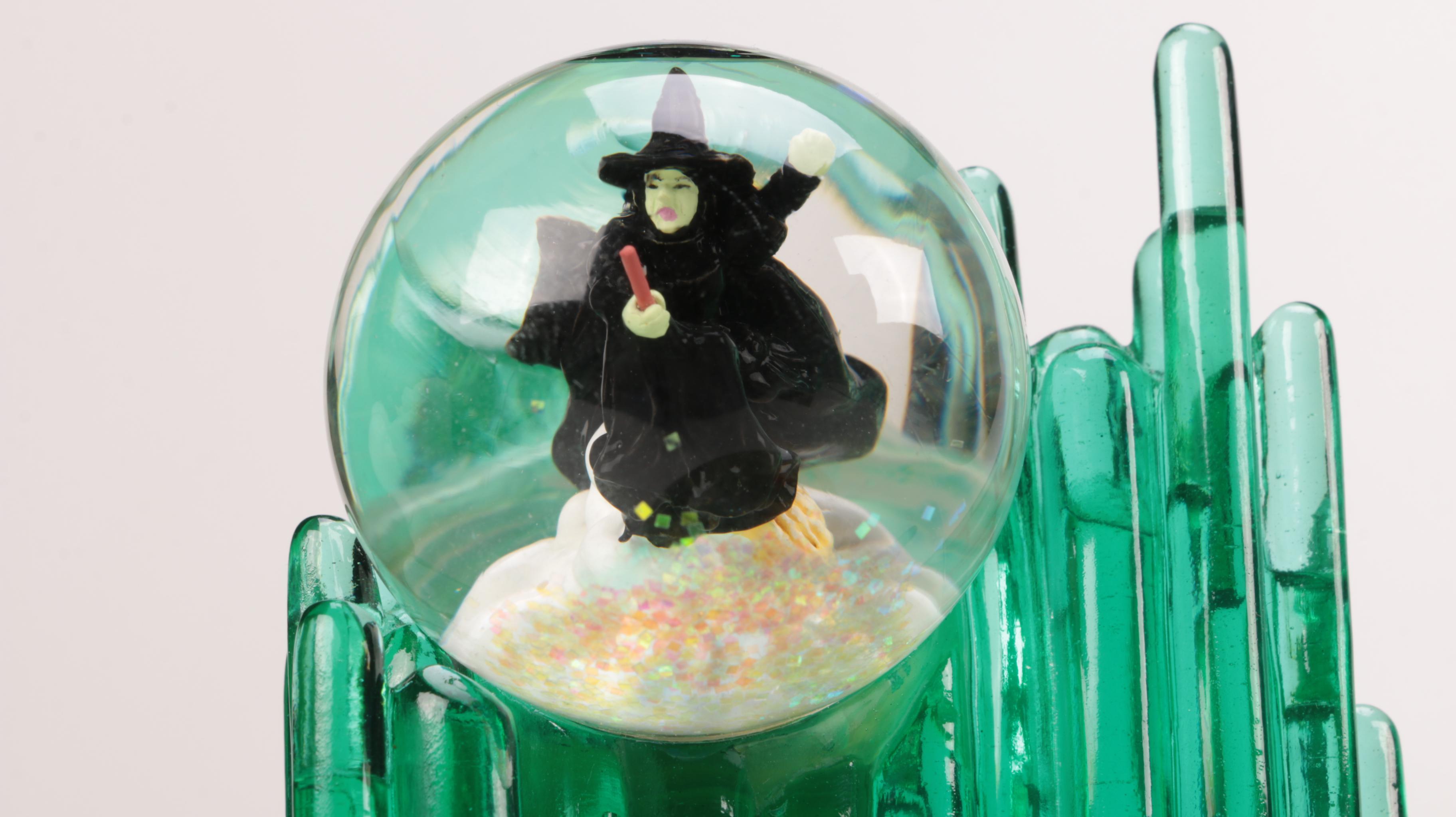 Westland Giftware "The Wizard of Oz" Resin and Glass Musical Snow Globe