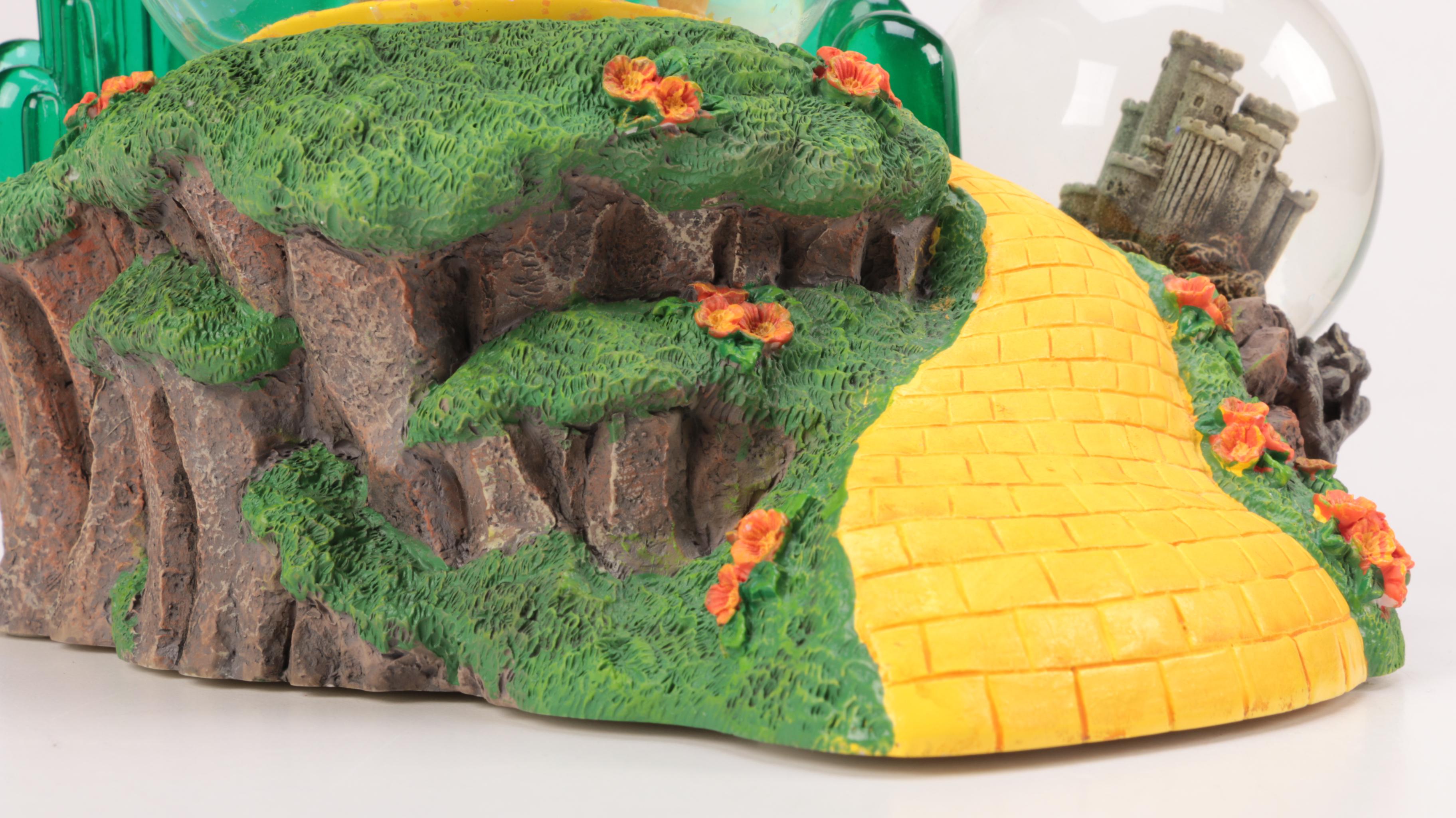 Westland Giftware "The Wizard of Oz" Resin and Glass Musical Snow Globe