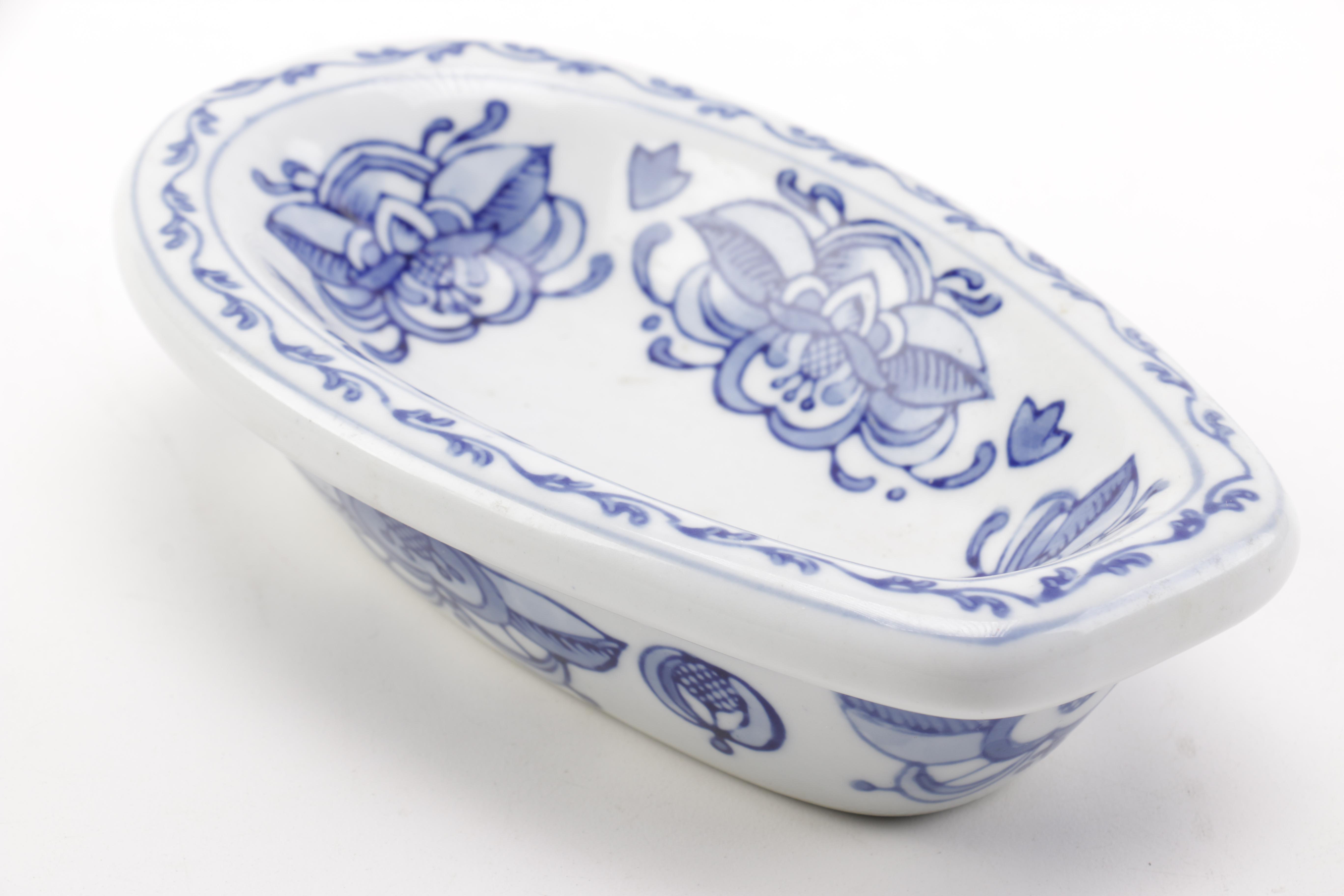 Blue Floral Motif Porcelain Bathroom Set