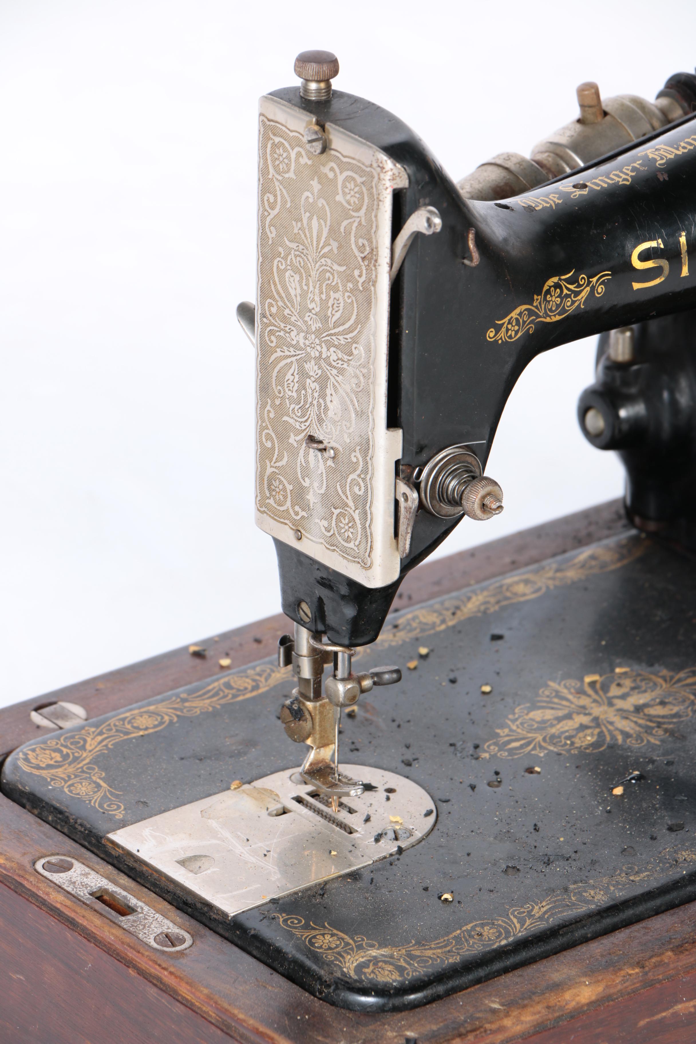 Singer Sewing Machine
