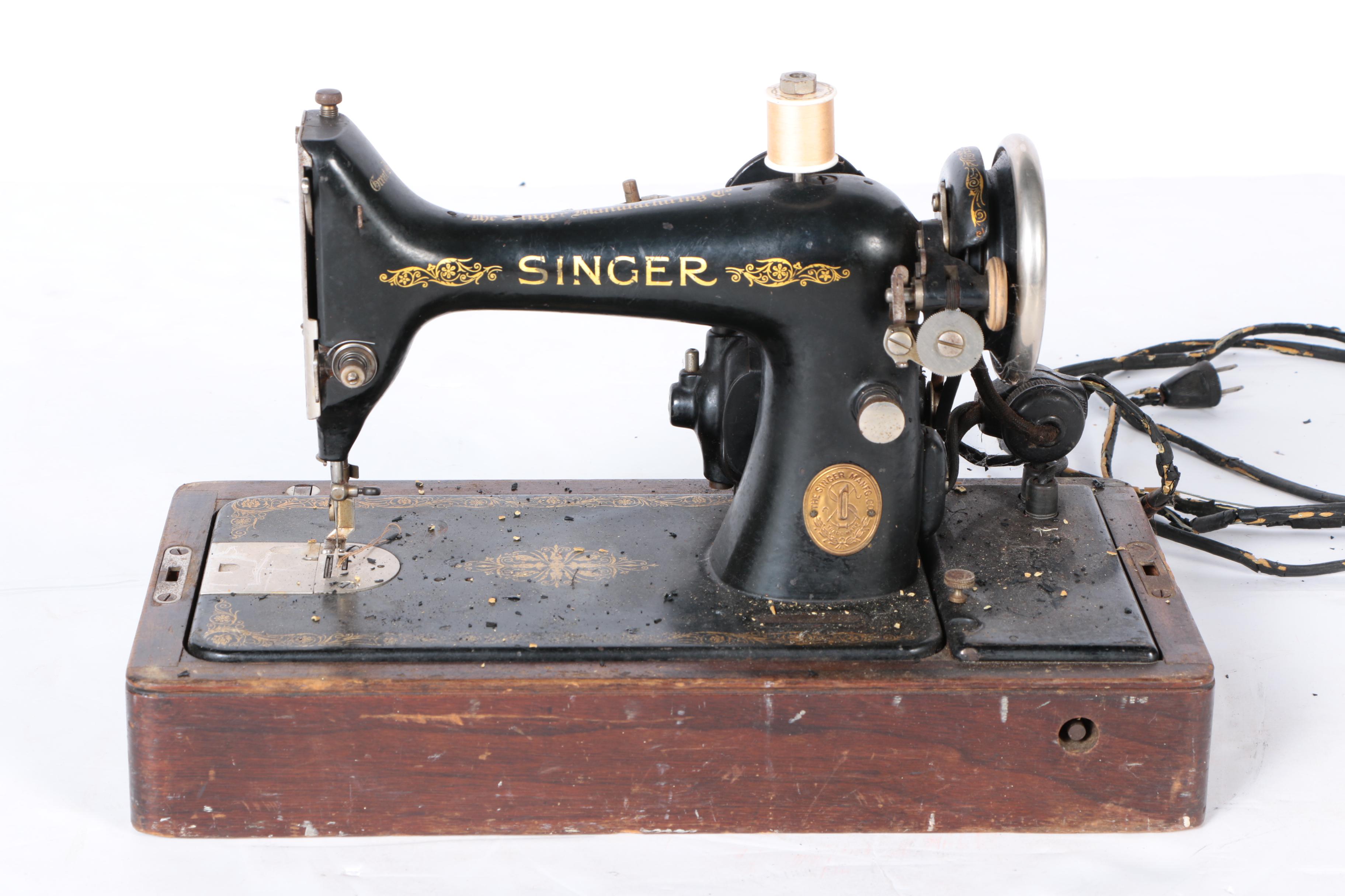 Singer Sewing Machine