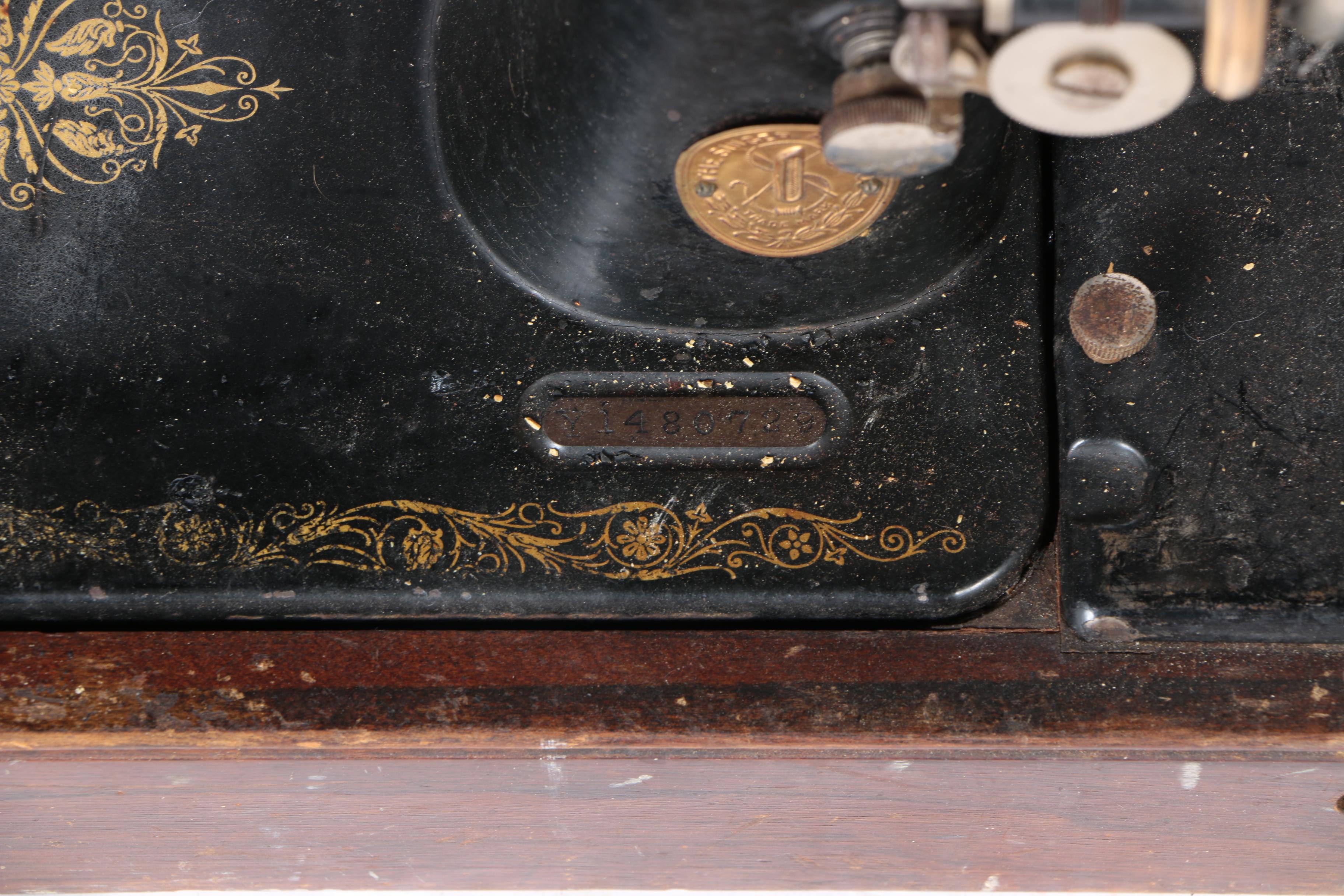 Singer Sewing Machine