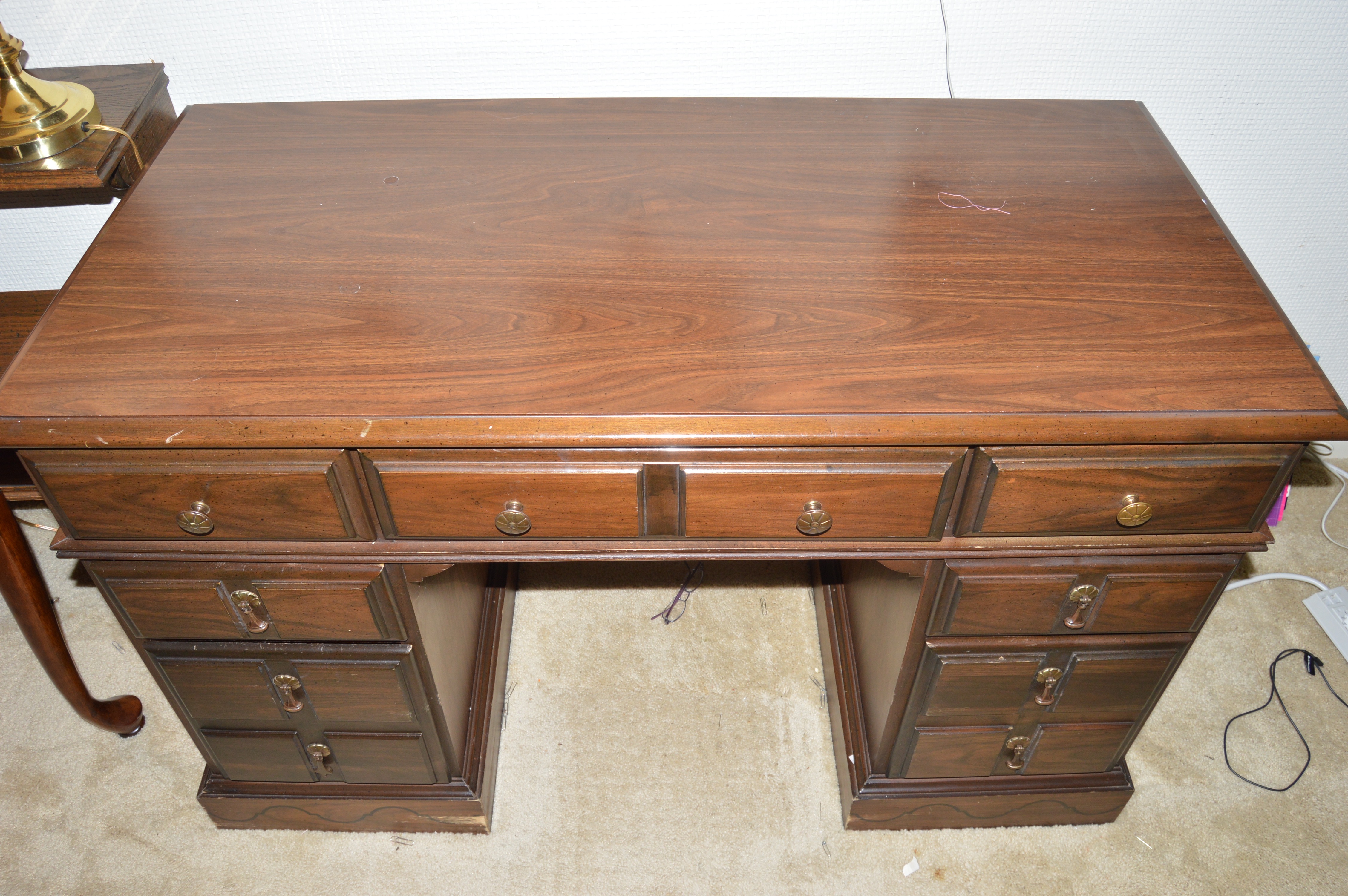 Vintage Kneehole Writing Desk and Brass Accent Lamps