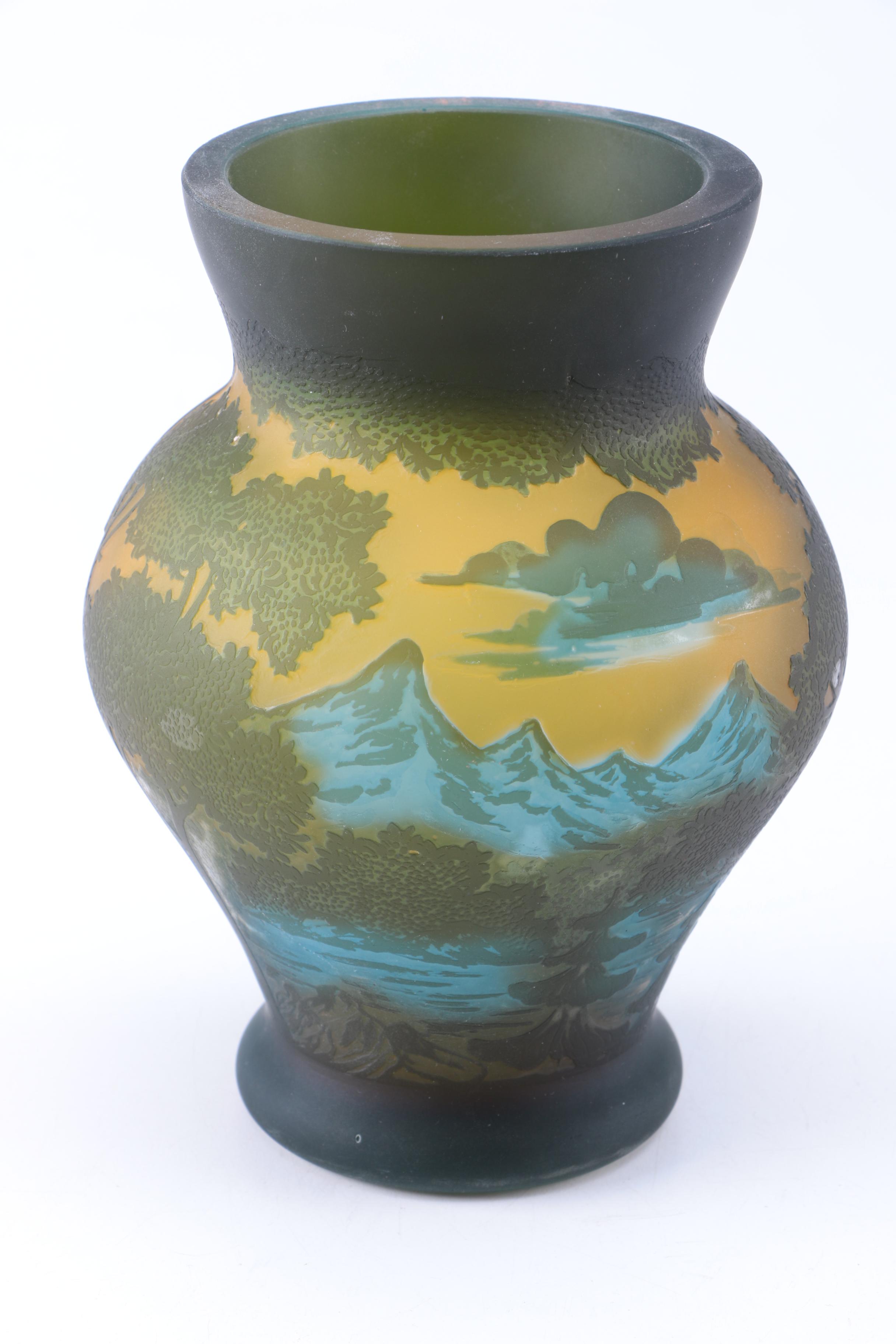 Romanian Petrache Cameo Glass Vase