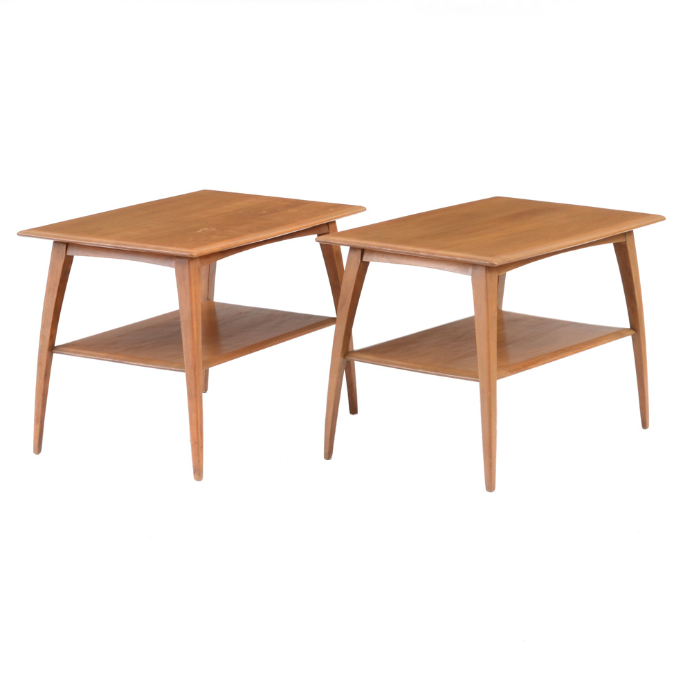 Mid Century Modern Pair of Heywood-Wakefield Side Tables