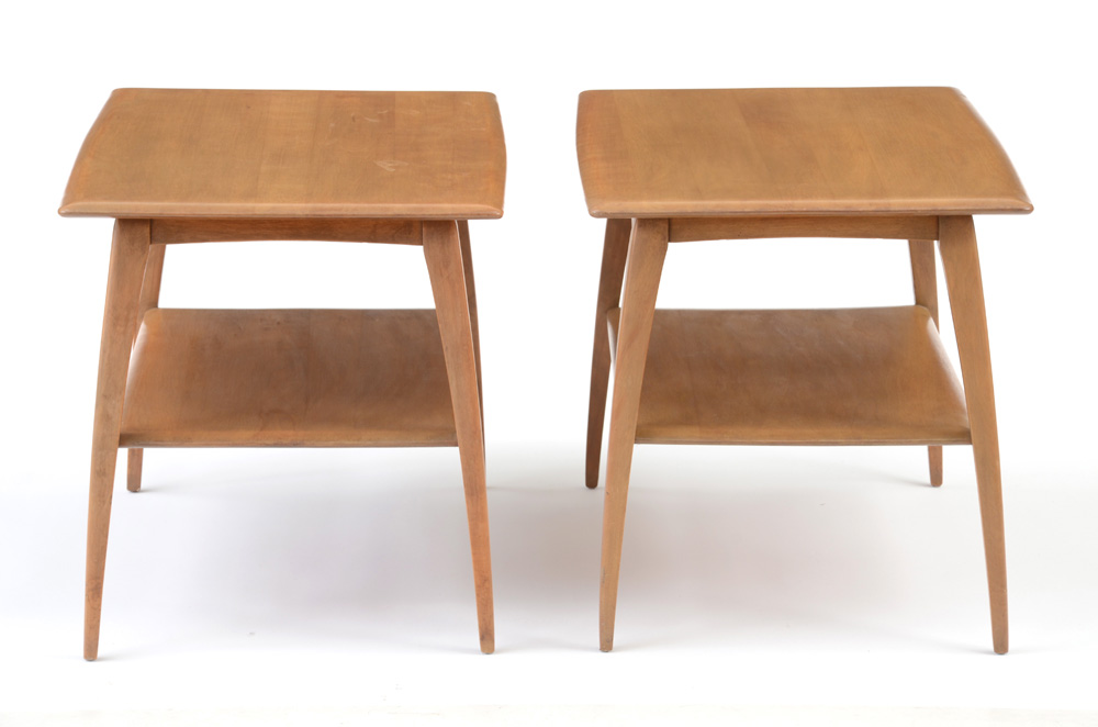 Mid Century Modern Pair of Heywood-Wakefield Side Tables
