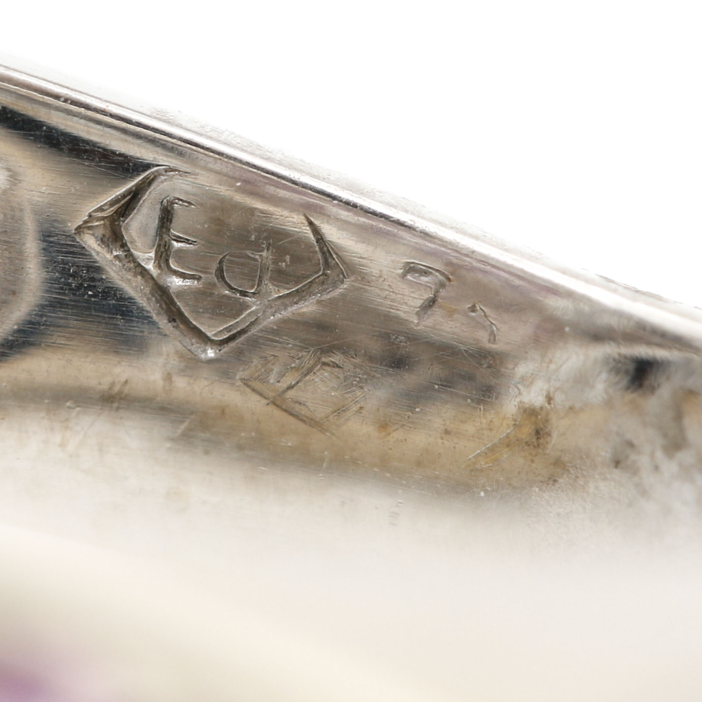 18K White Gold Pink Sapphire and Black Diamond Ring