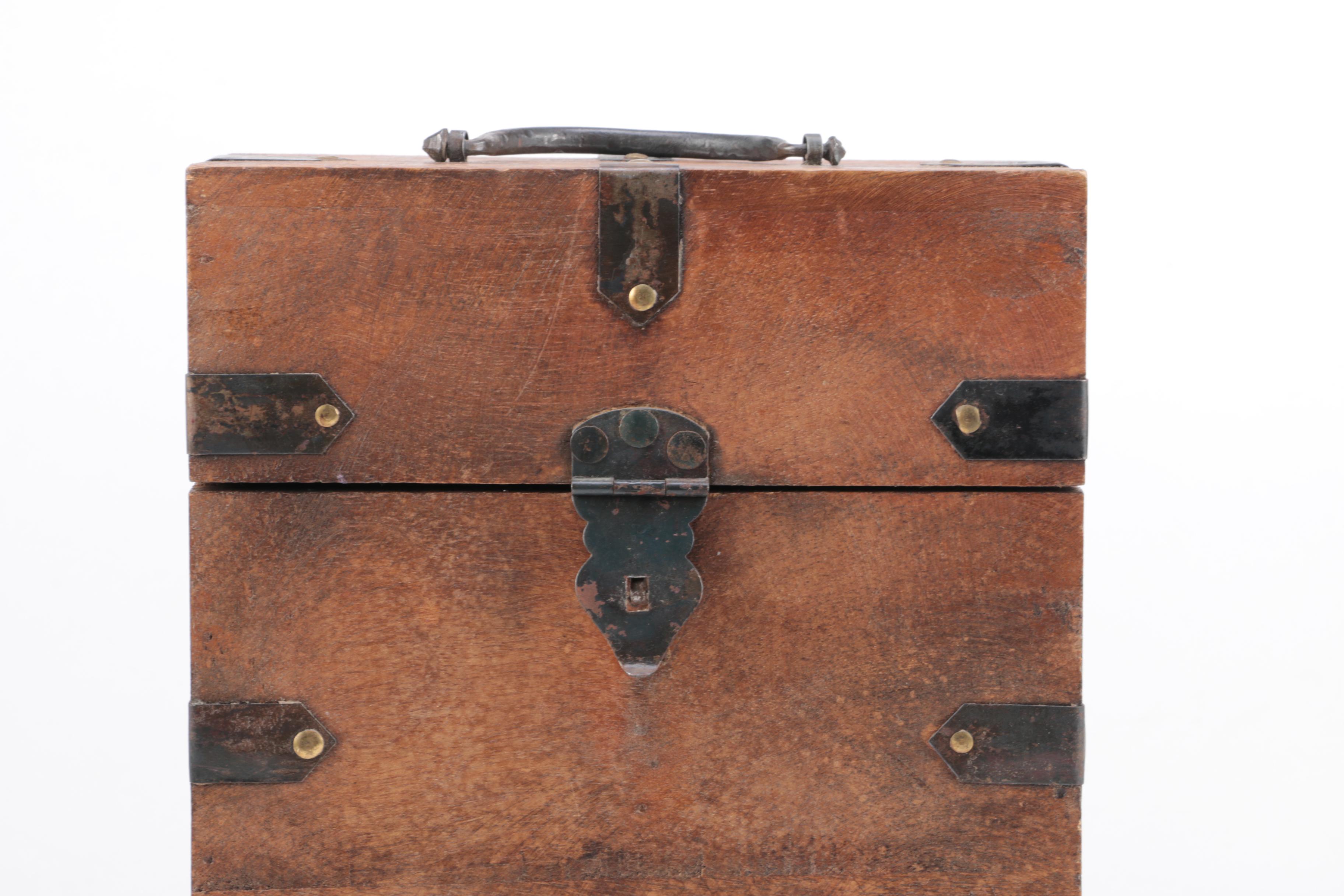 Wooden Upright Storage Trunk