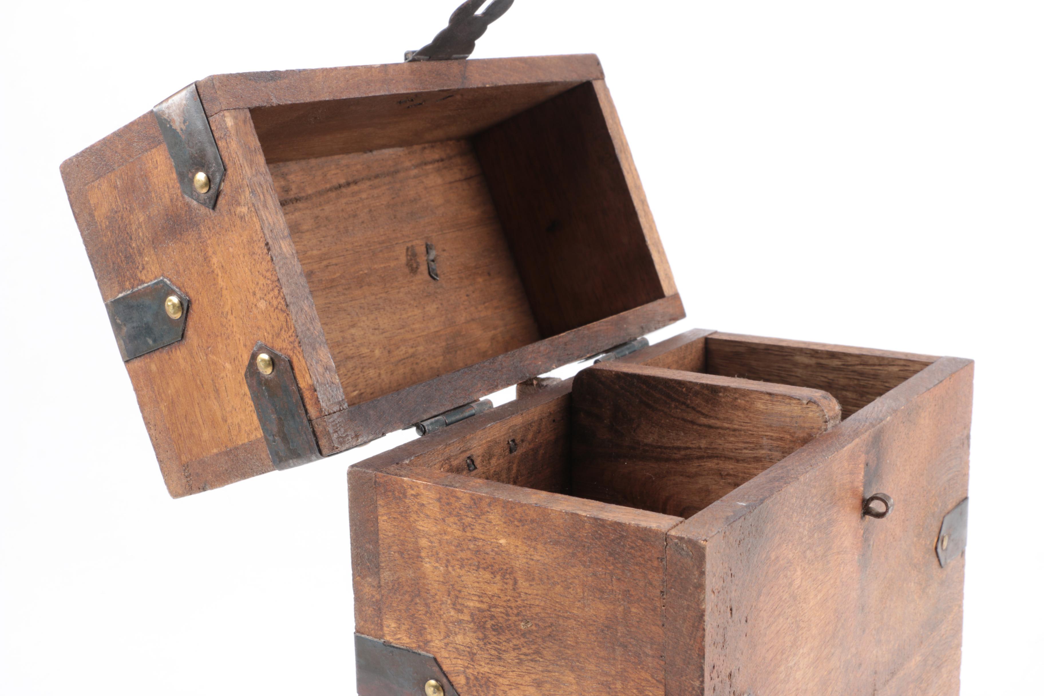 Wooden Upright Storage Trunk