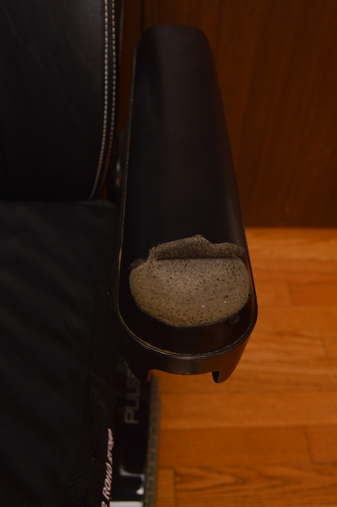 Jay Ion Pulse 6 Motorized Wheelchair