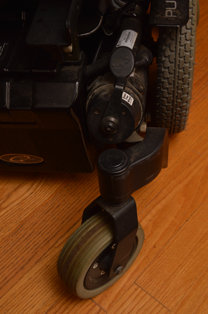 Jay Ion Pulse 6 Motorized Wheelchair