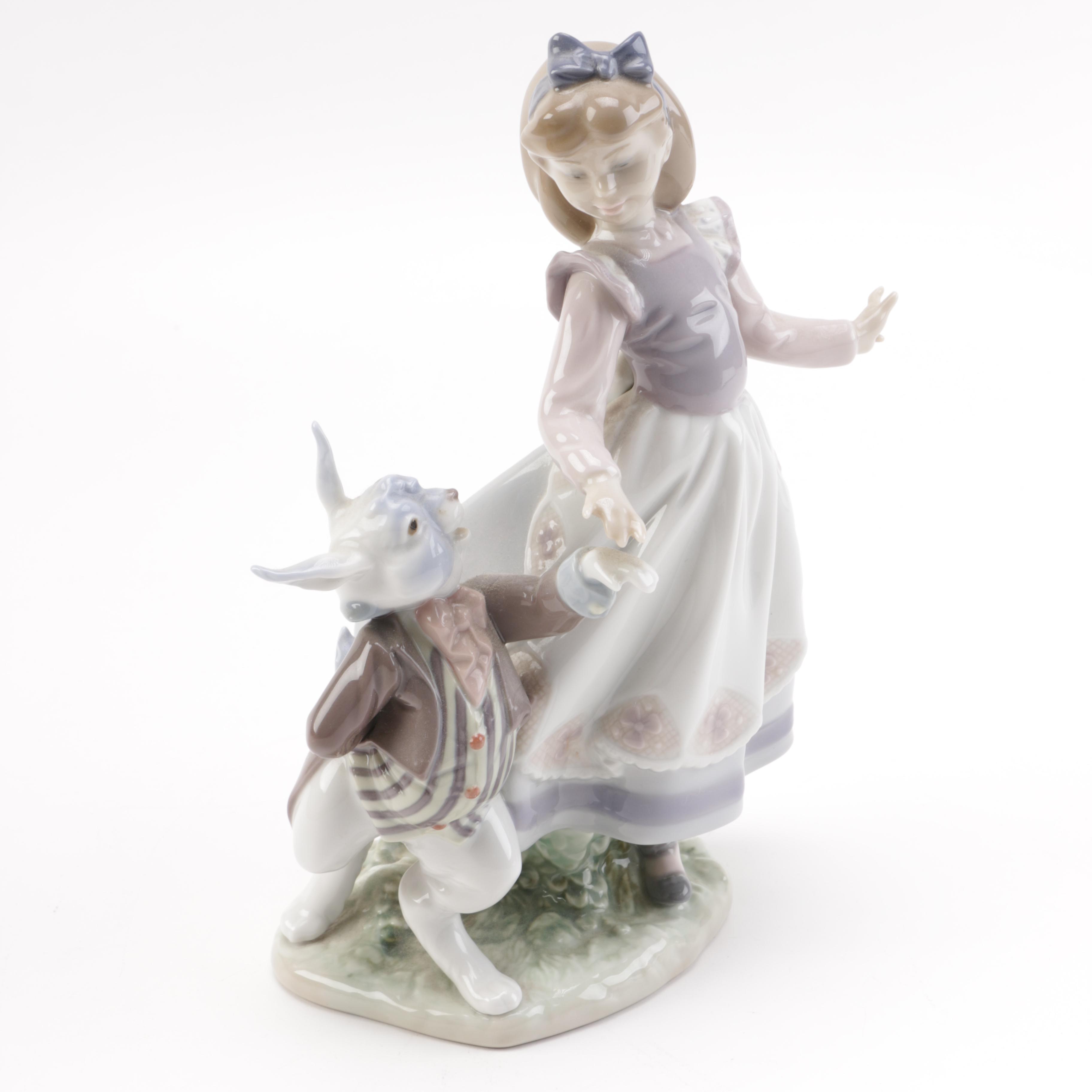 Lladró "Alice in Wonderland" Figurine