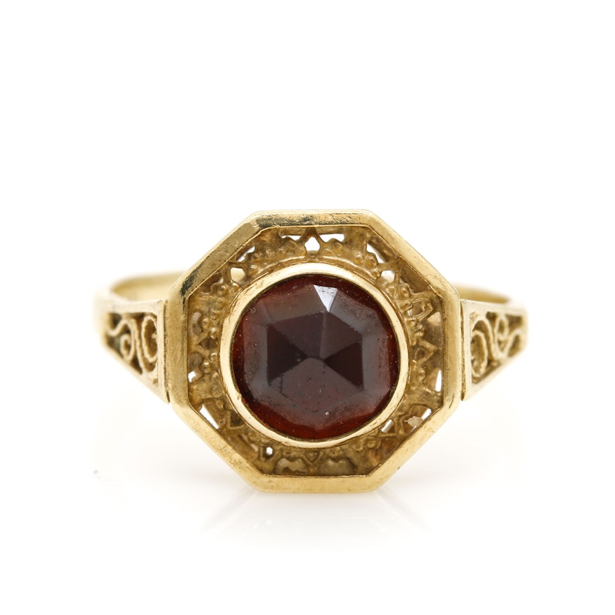 14K Yellow Gold Garnet Ring