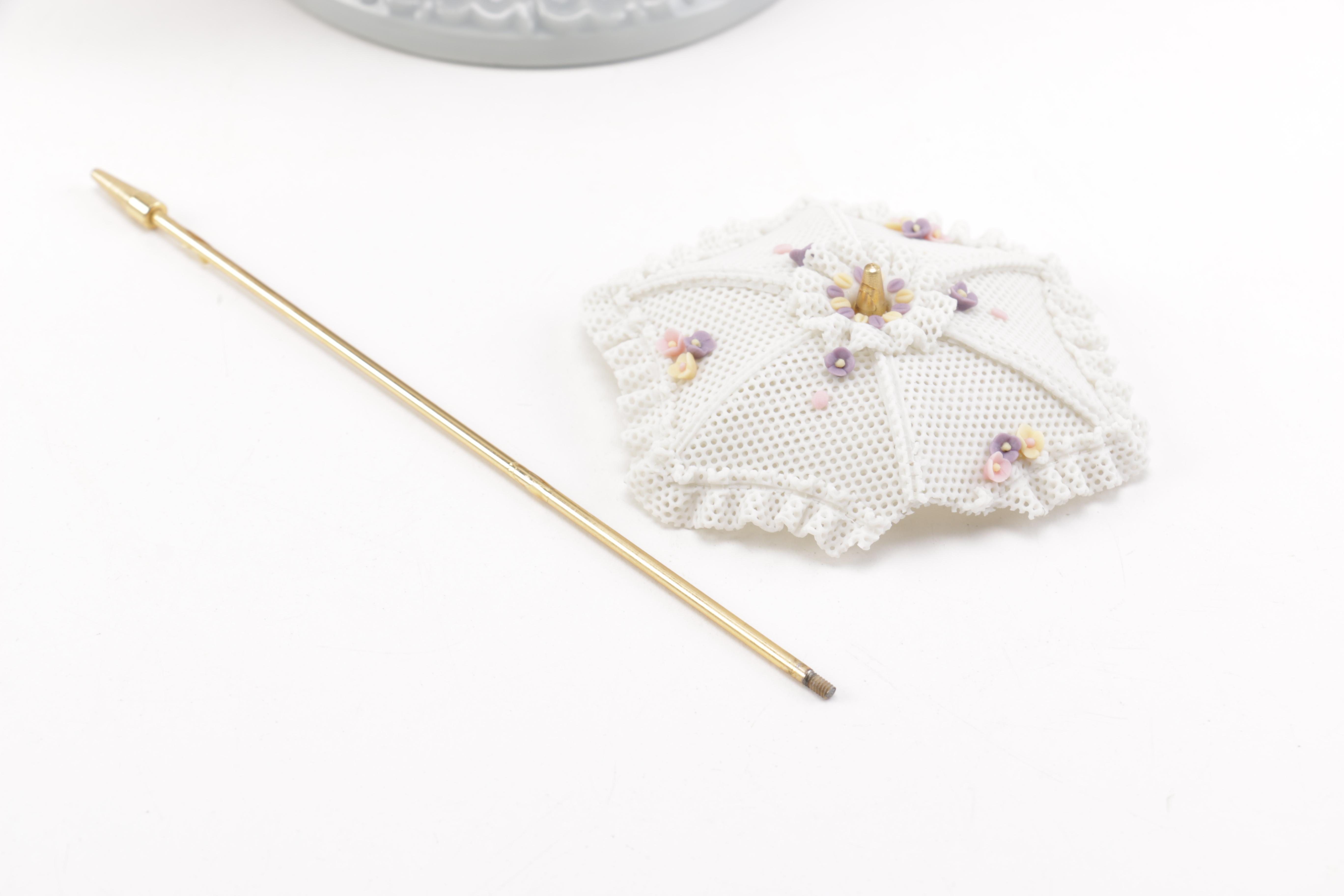 Lladró "Picture Perfect" Porcelain Figurine