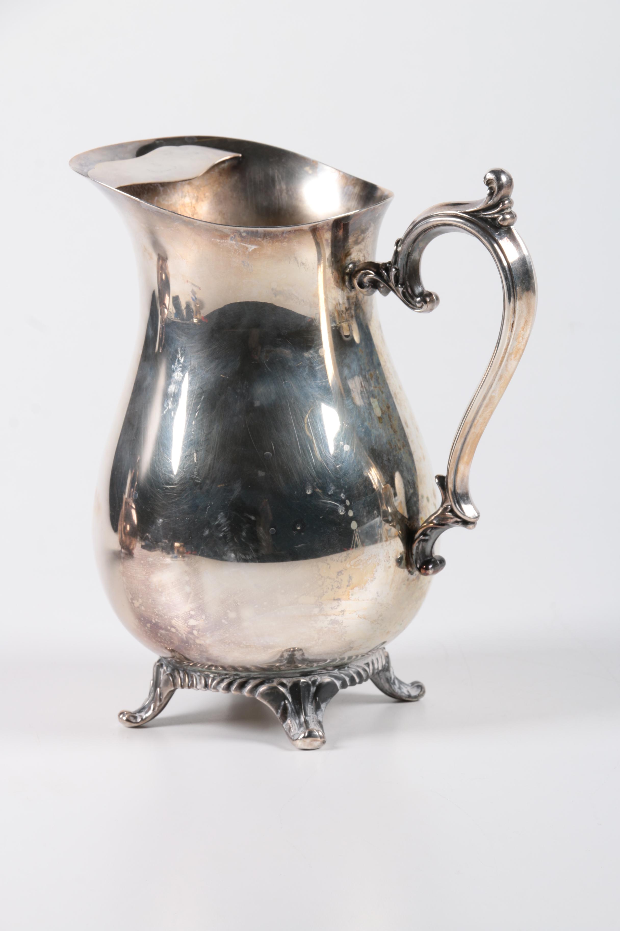 Collection of Silver Plate Serveware Featuring Wm. Rogers