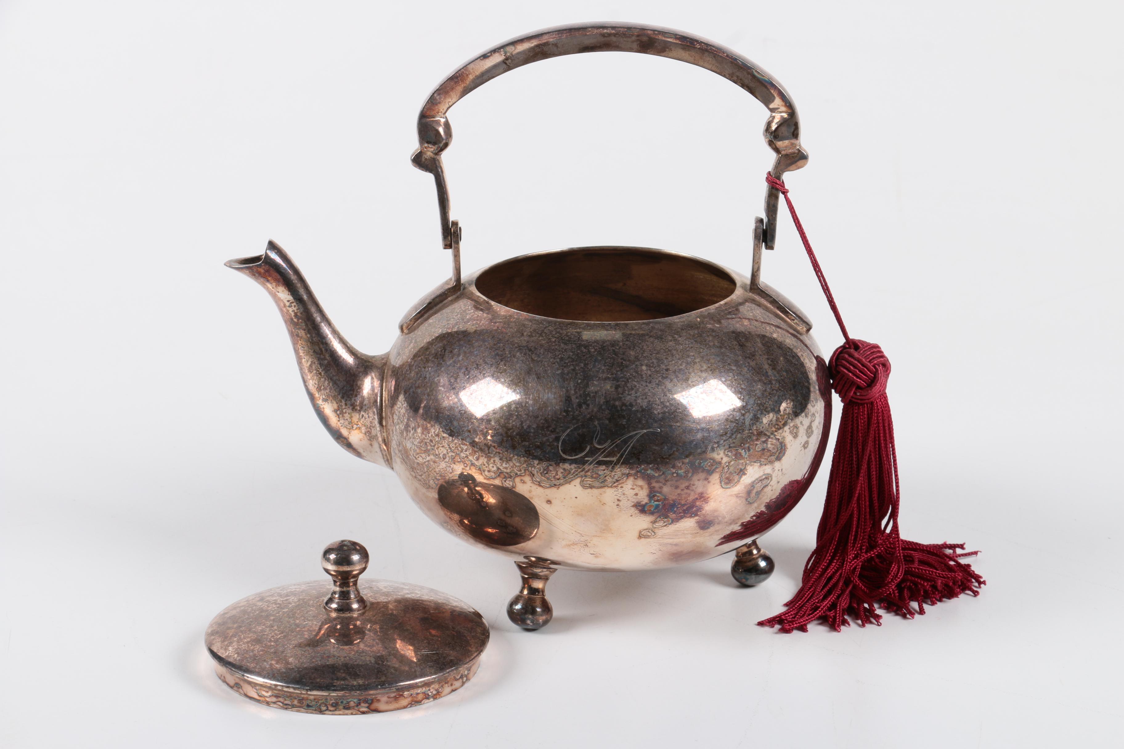 Collection of Silver Plate Serveware Featuring Wm. Rogers