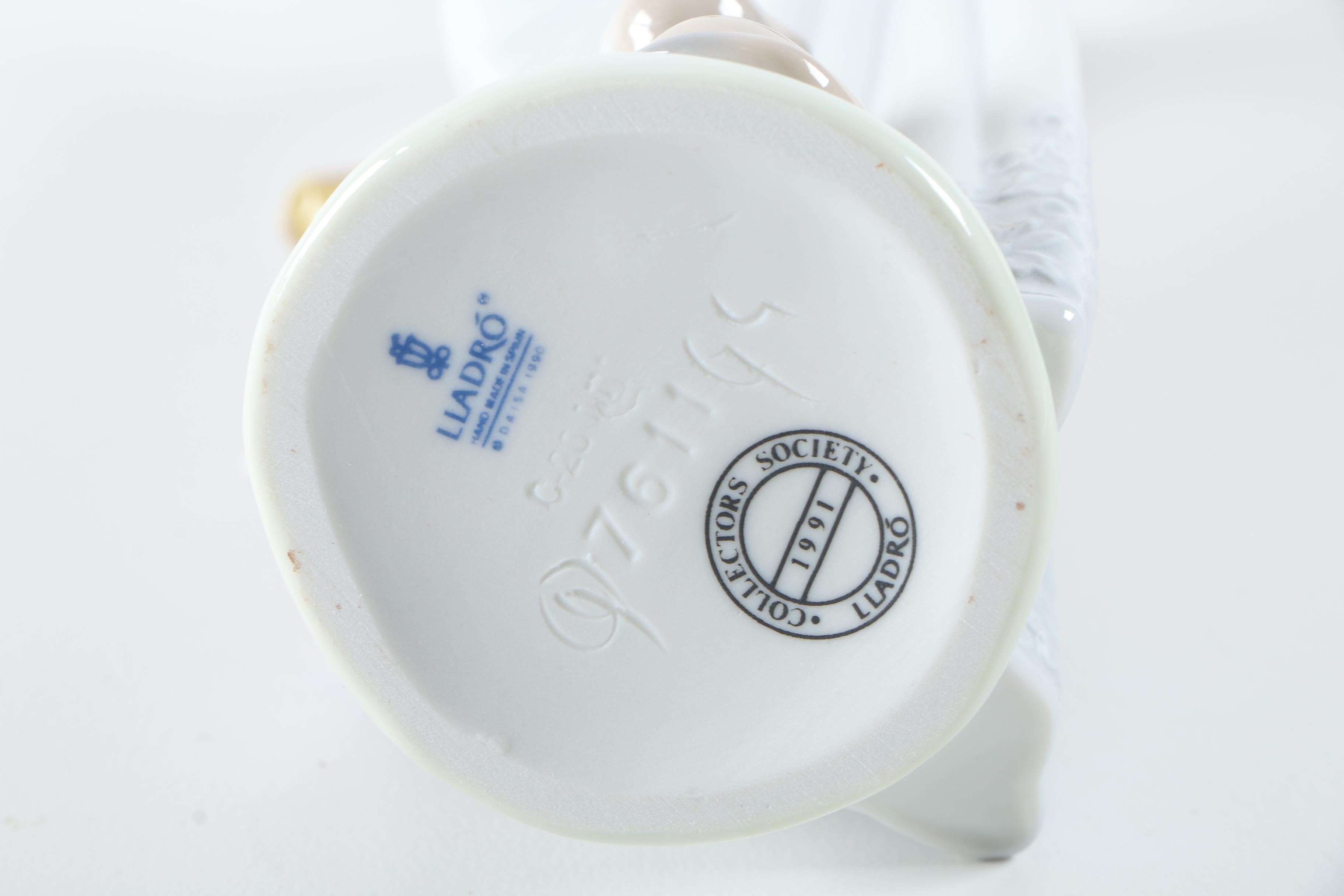 Lladro "Summer Stroll" #7611