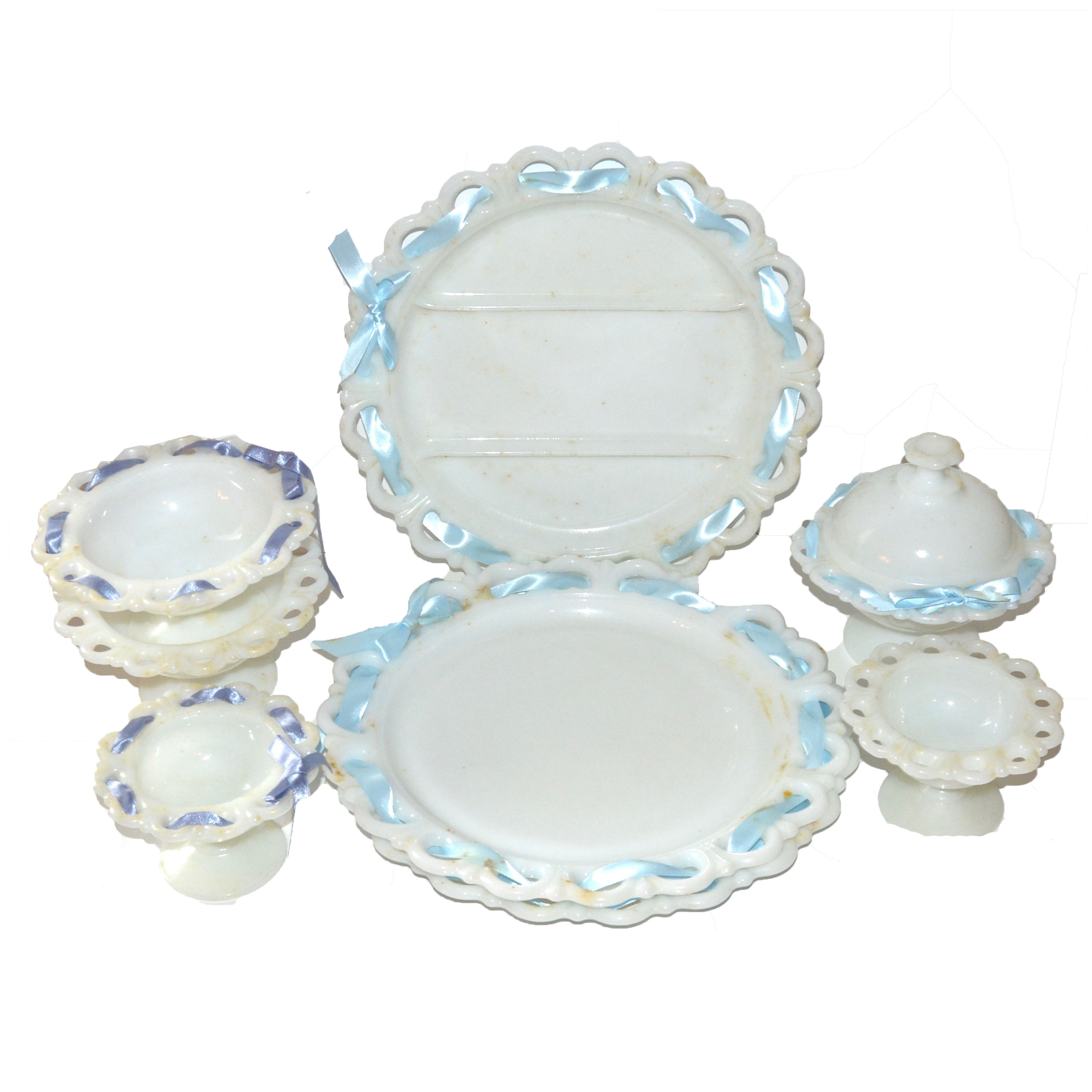 Anchor Hocking "Old Colony" Lace Edge Milk Glass Collection