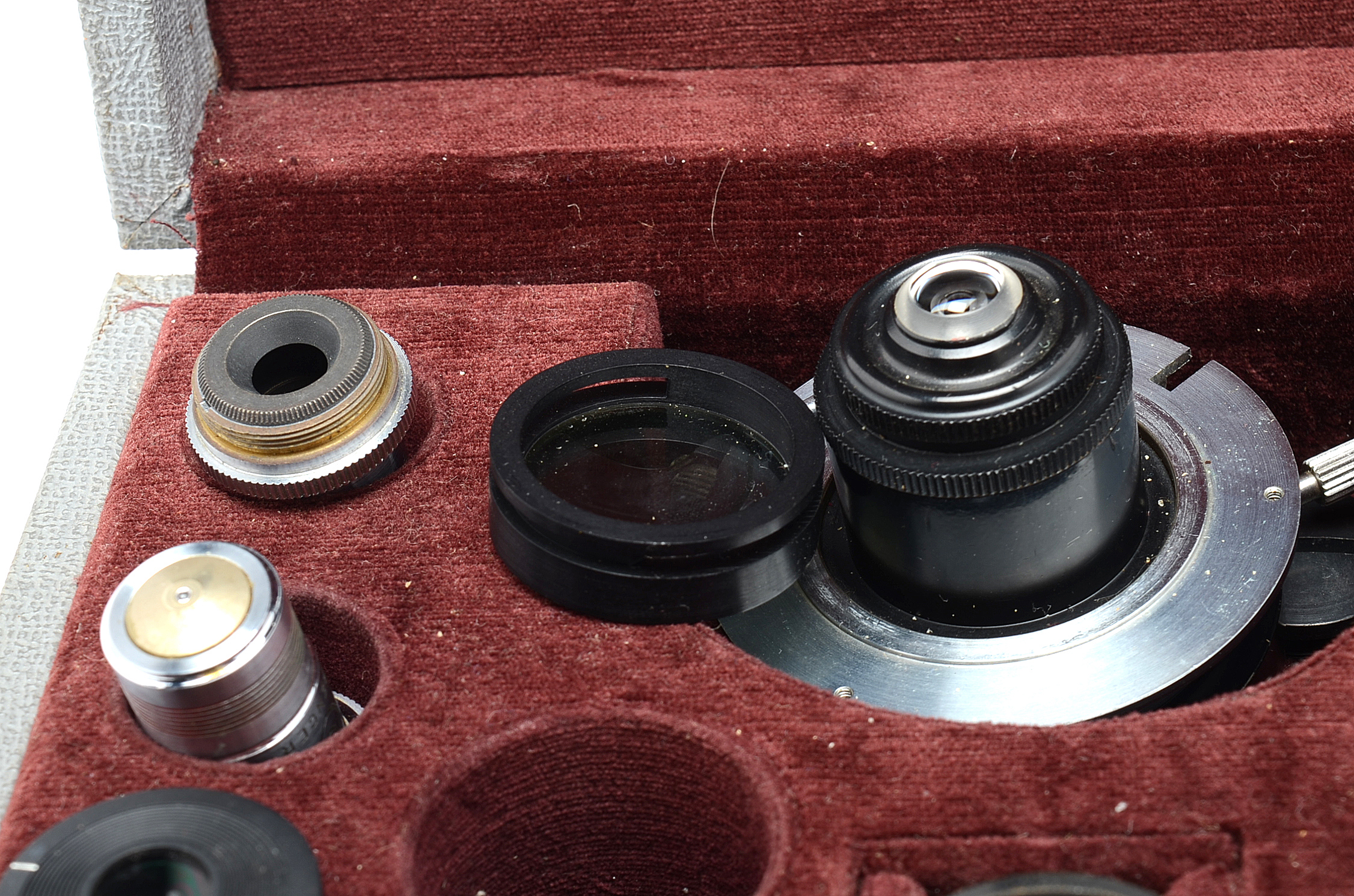 Microscope Lenses and Oculars