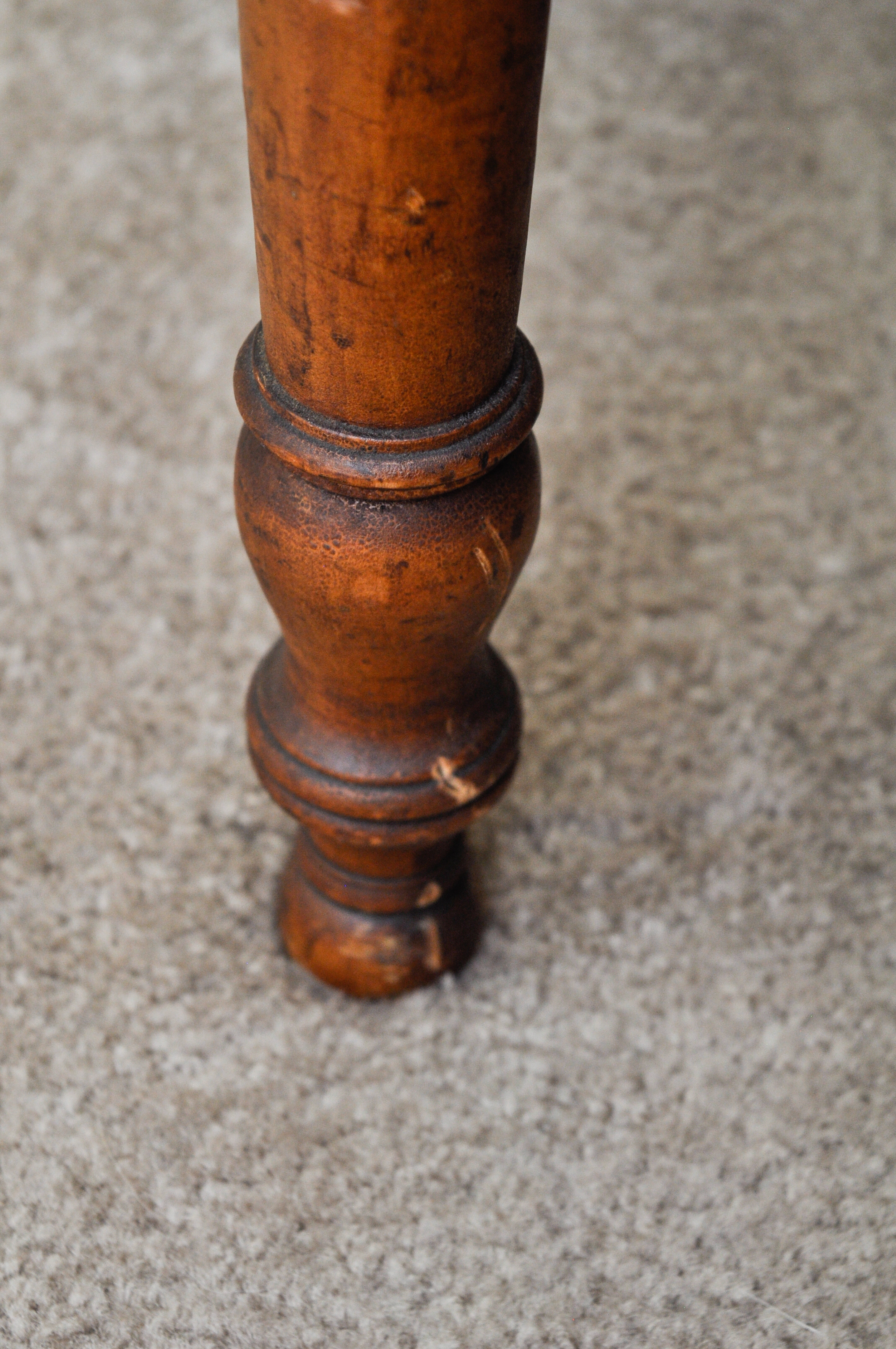 Late Federal Curly Maple One-Drawer Stand