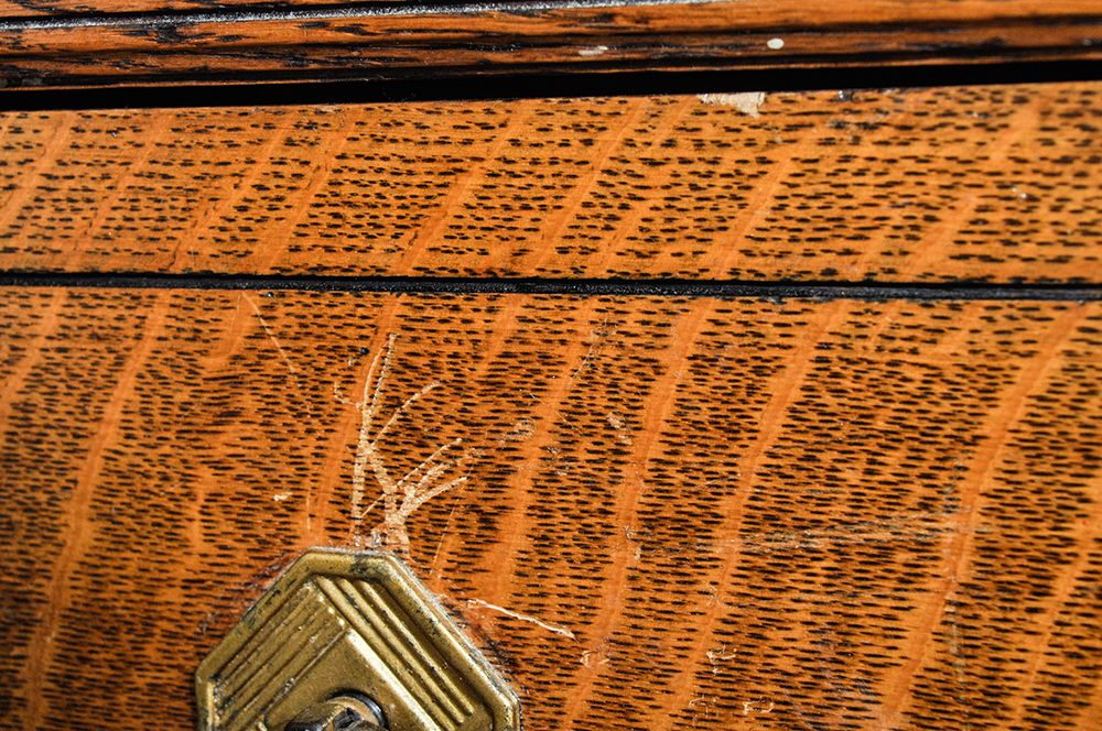 Tiger Oak Chest of Drawers