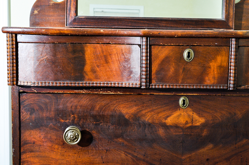 Empire / Early Victorian Chest of Drawers with Later Mirror