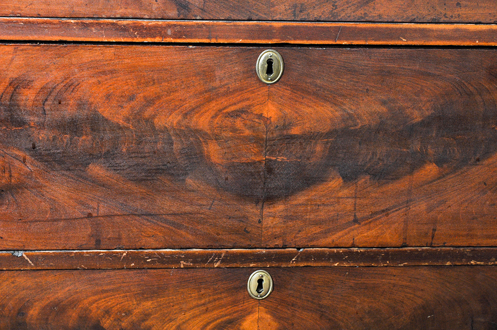 Empire / Early Victorian Chest of Drawers with Later Mirror