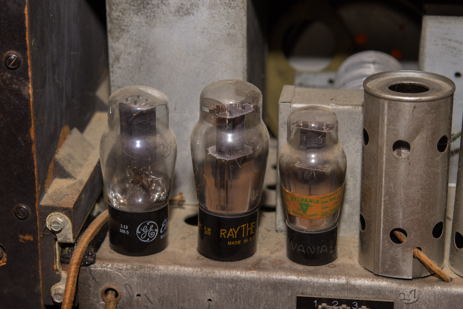 1933 Model 240 RCA Radio Cabinet