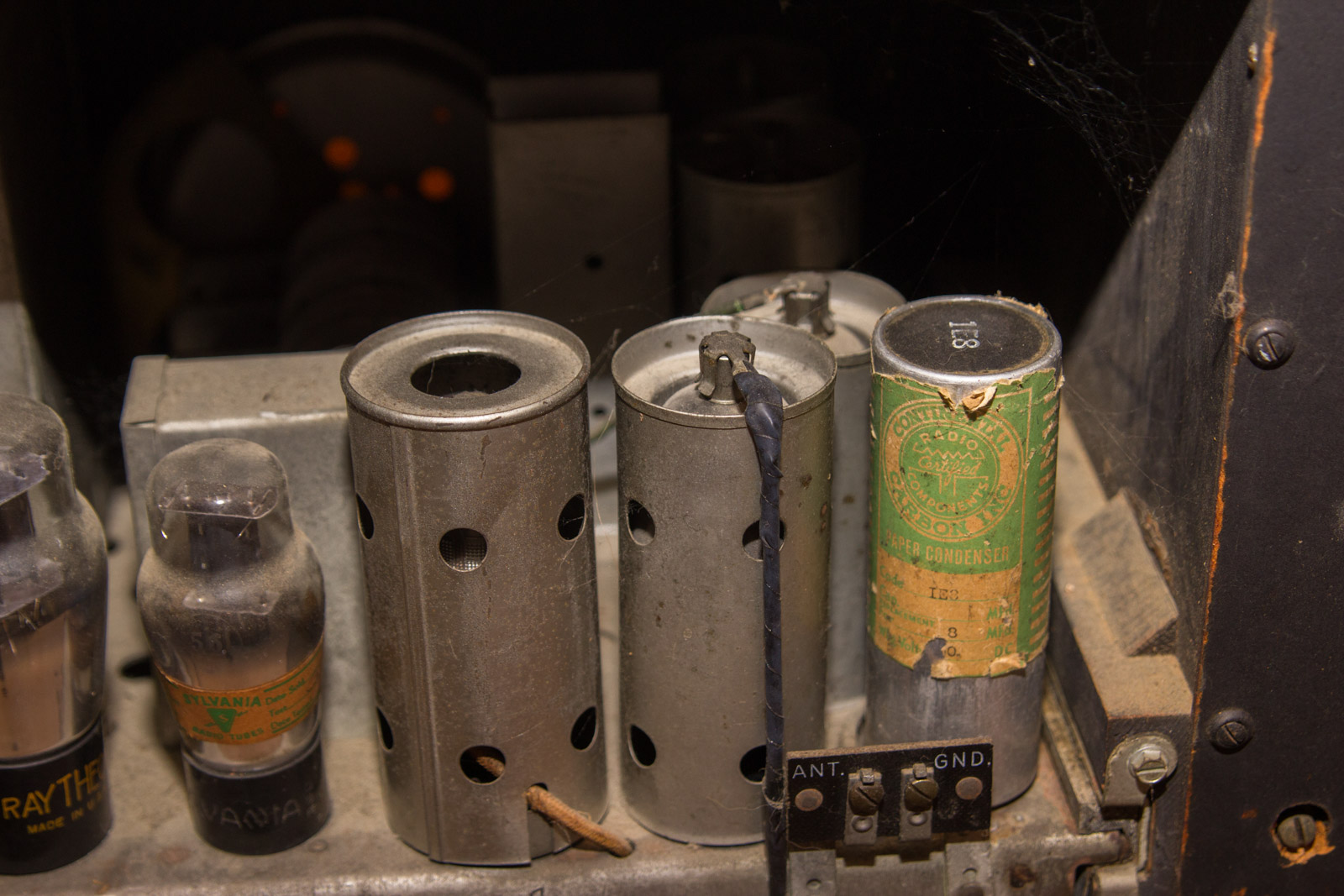 1933 Model 240 RCA Radio Cabinet