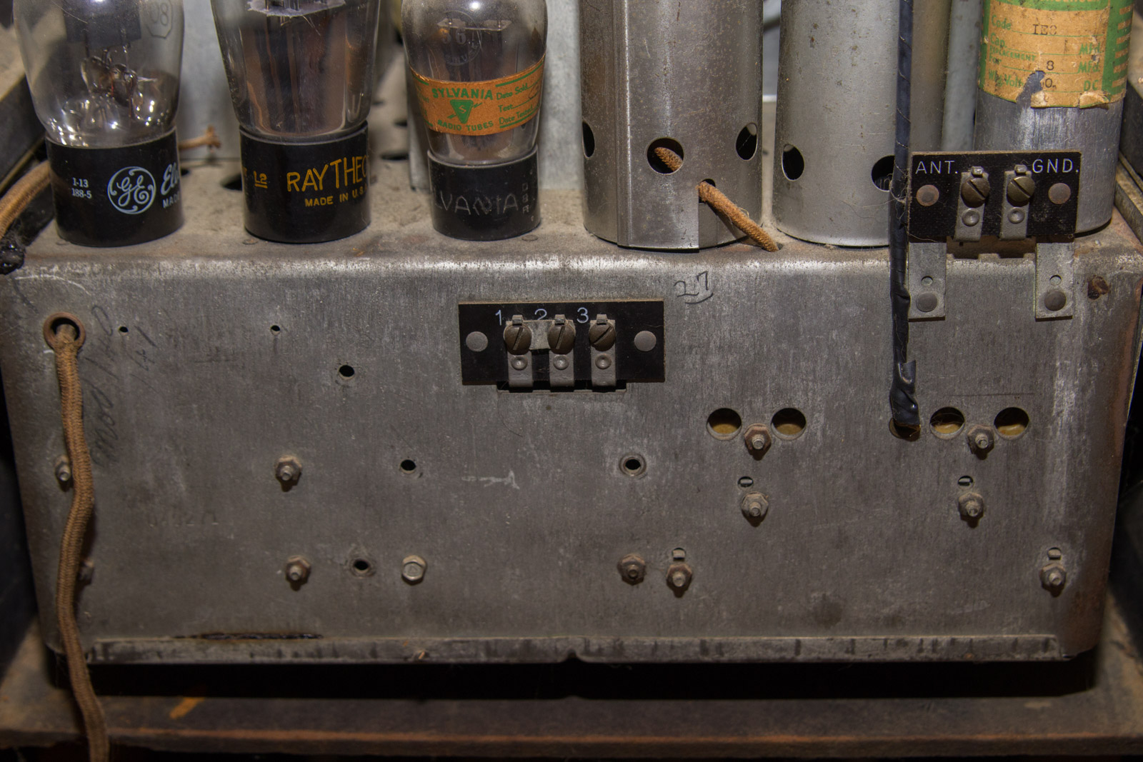 1933 Model 240 RCA Radio Cabinet